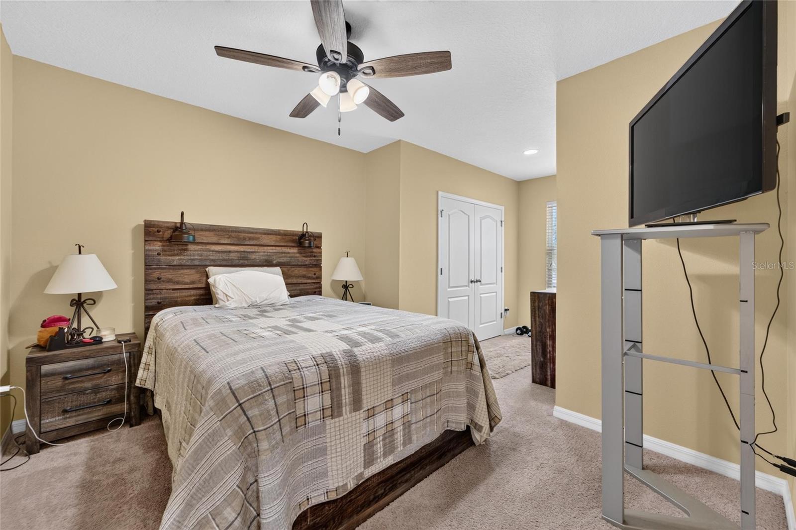10411 Red Carpet Ct Property Photo 39