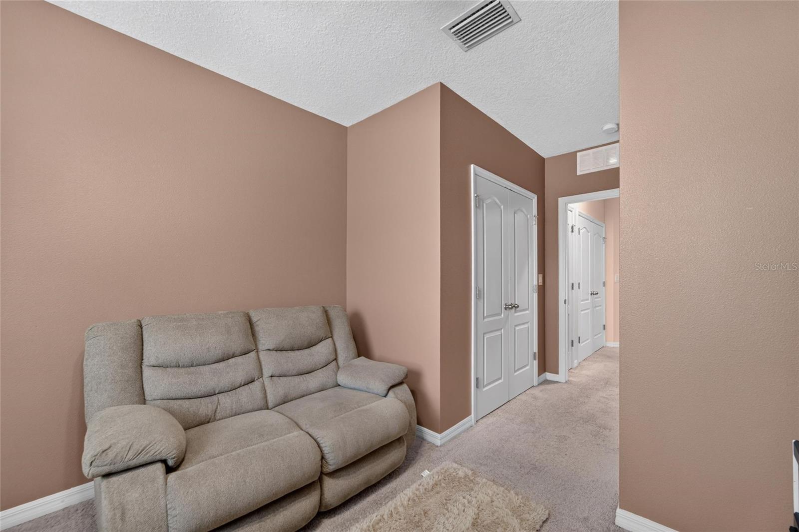 10411 Red Carpet Ct Property Photo 50