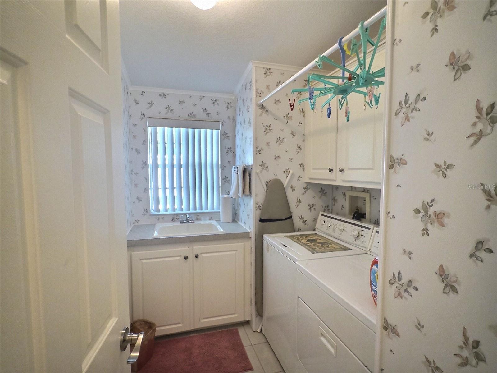 136 Pindo Palm St W Property Photo 6
