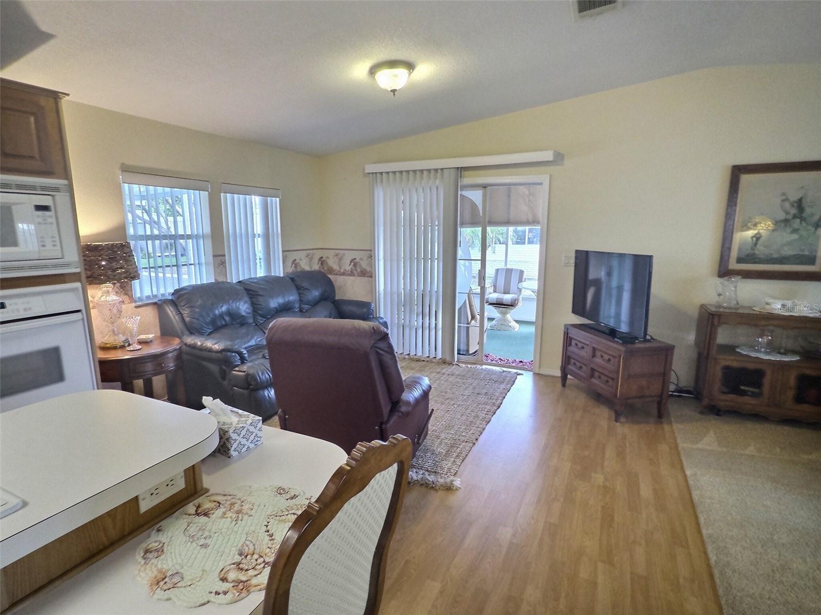 136 Pindo Palm St W Property Photo 7