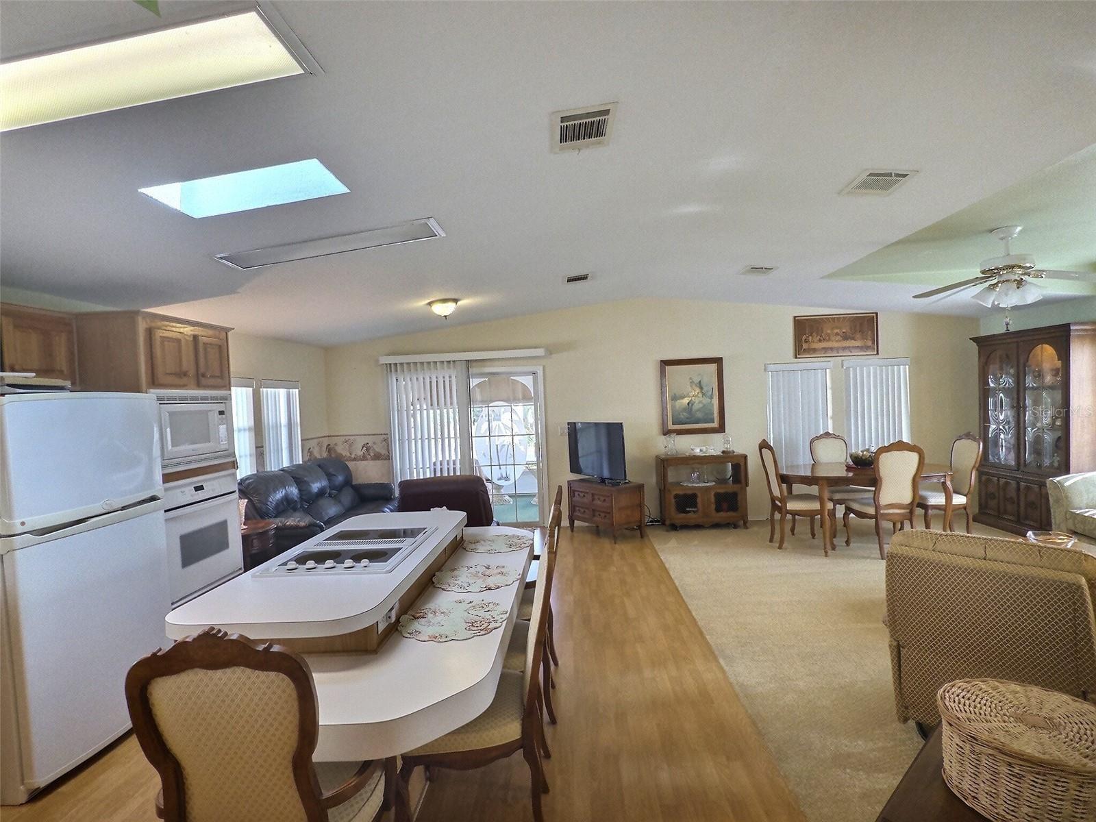 136 Pindo Palm St W Property Photo 9