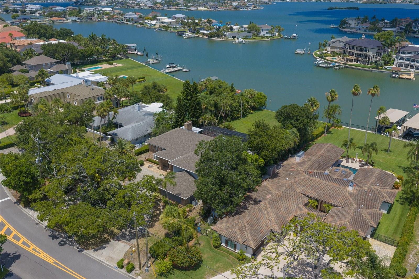 220 Harbor View Ln Property Photo 85