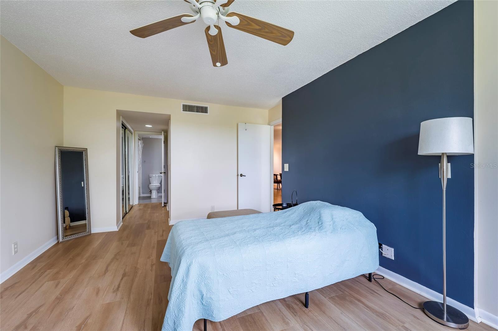 3062 Eastland Blvd #406 Property Photo 26