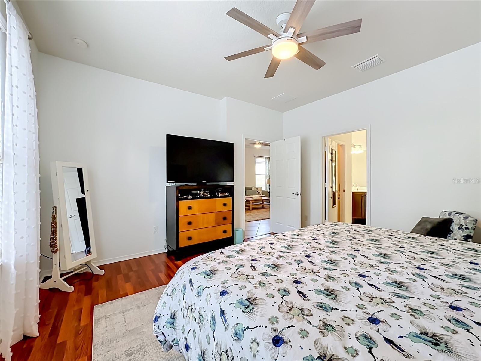 5539 Sunset Falls Dr Property Photo 26
