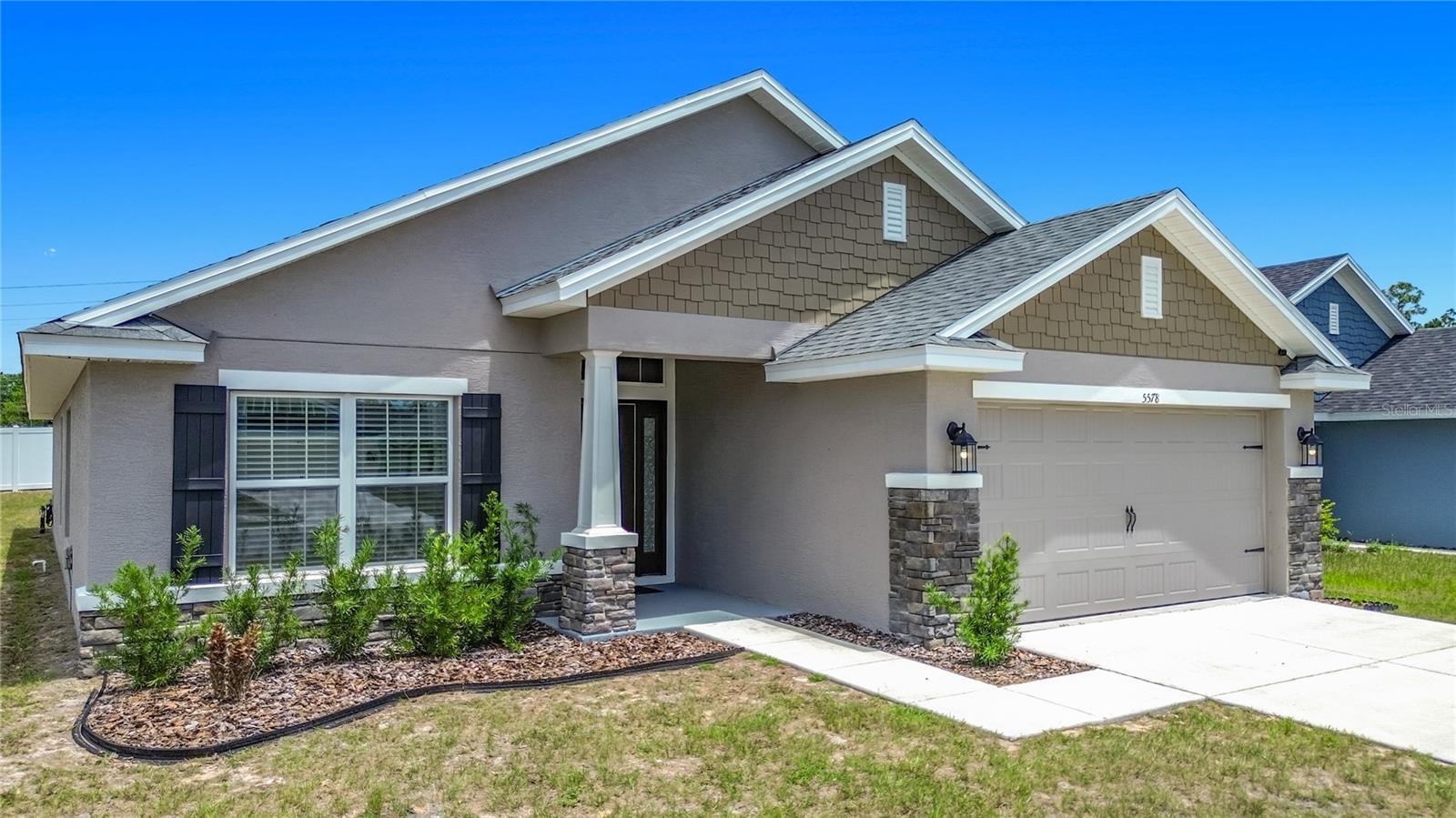 5578 Coral Reef Ct Property Photo 2