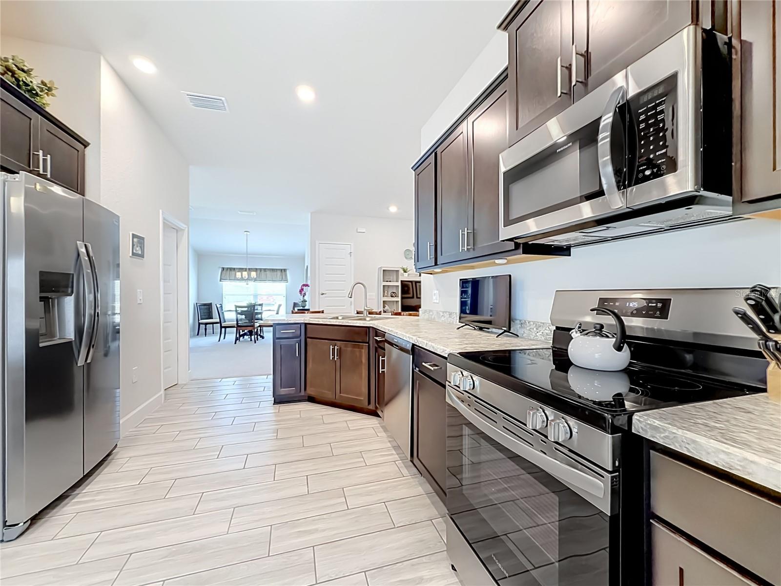 5578 Coral Reef Ct Property Photo 13