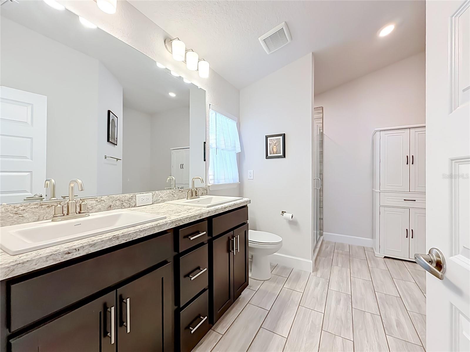 5578 Coral Reef Ct Property Photo 35