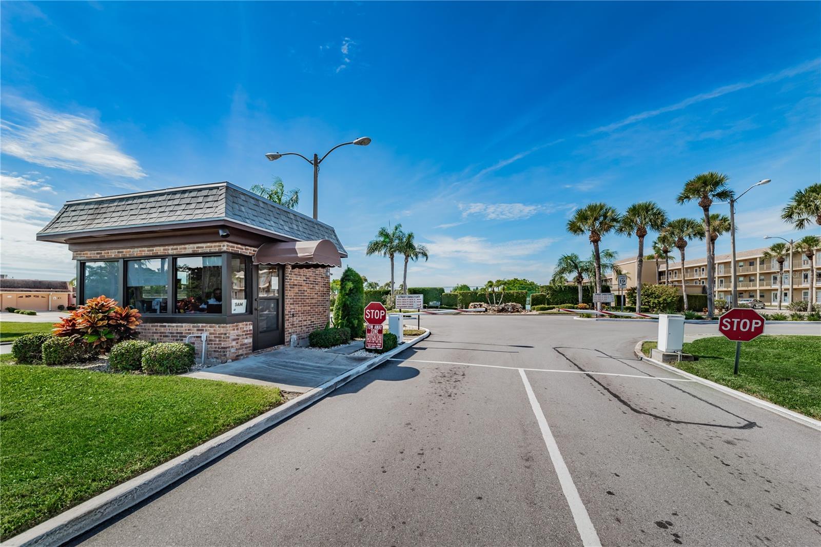 542 Boca Ciega Point Blvd N #2108 Property Photo 37