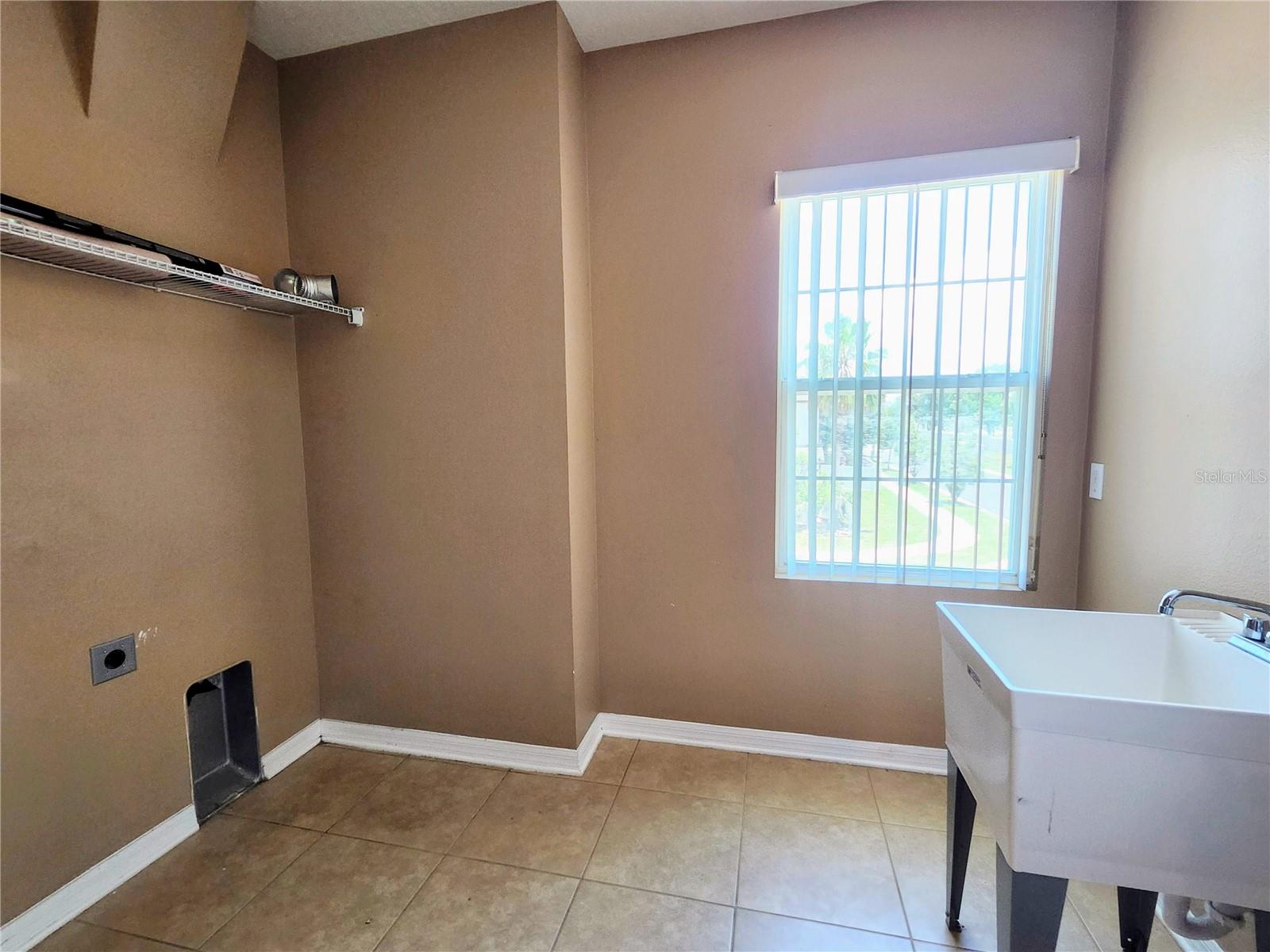 411 Rock Springs Cir Property Photo 31