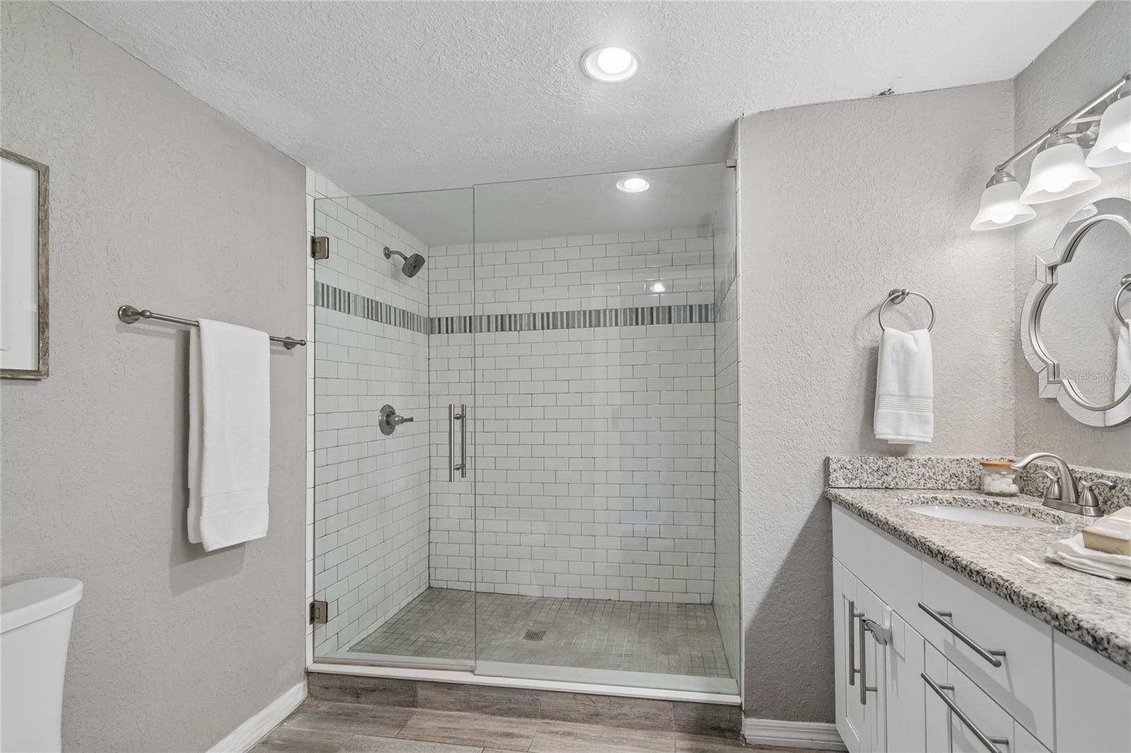 10746 109th St Property Photo 24