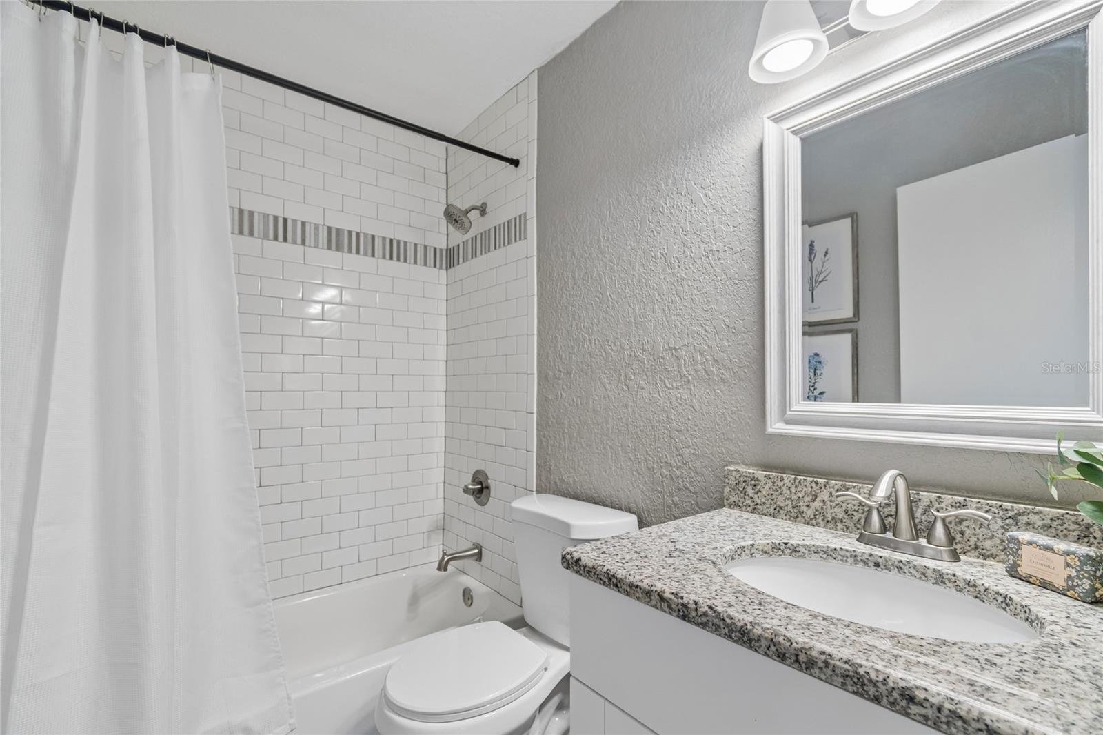10746 109th St Property Photo 32