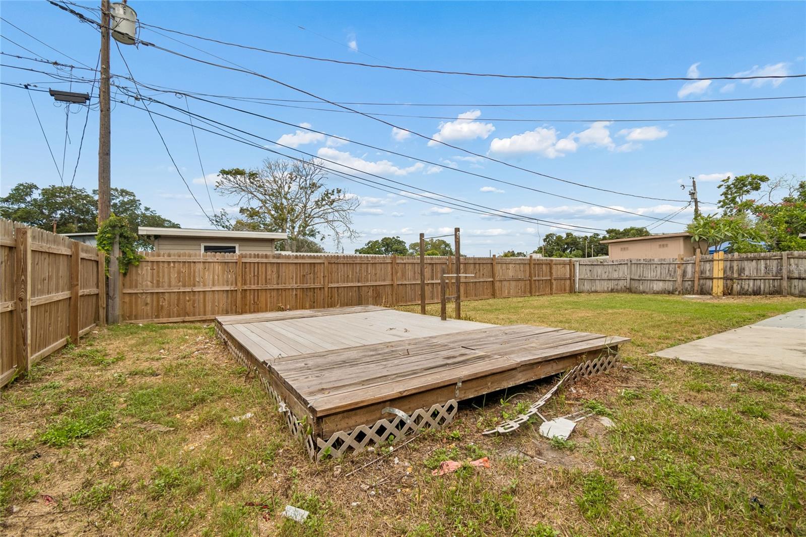 10746 109th St Property Photo 38