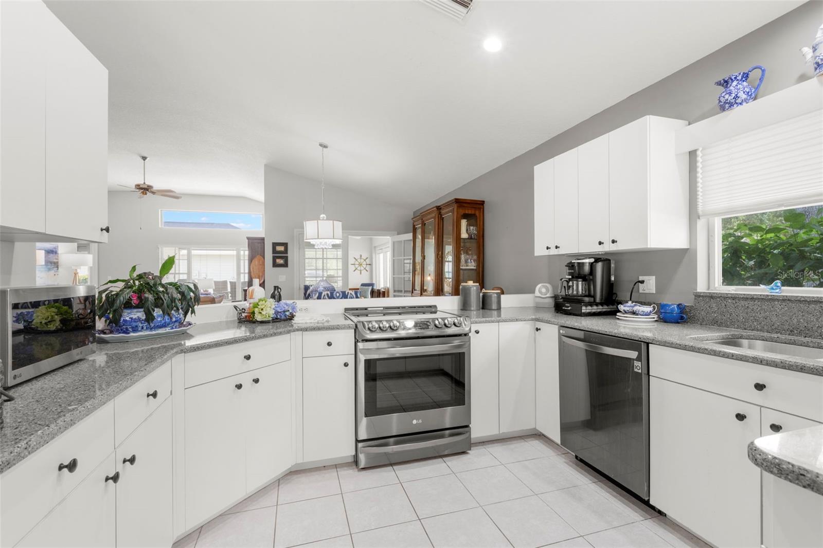 14023 Shoal Dr Property Photo 12