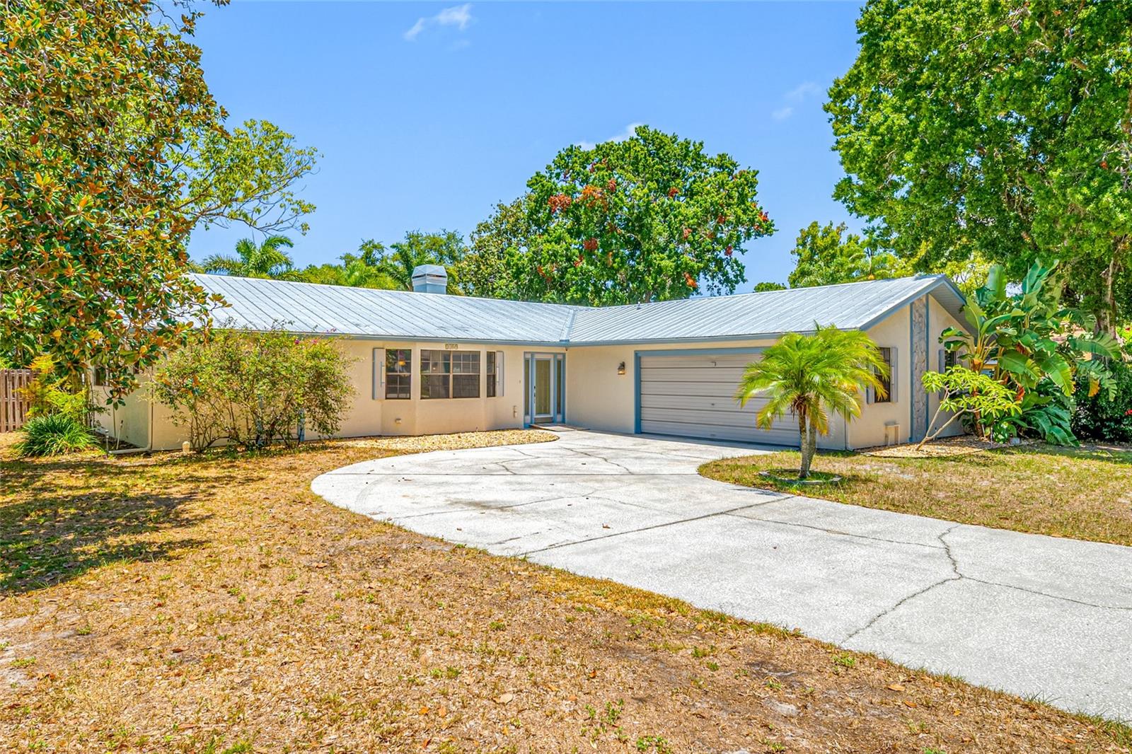 2409 Osprey Ave Property Photo 1