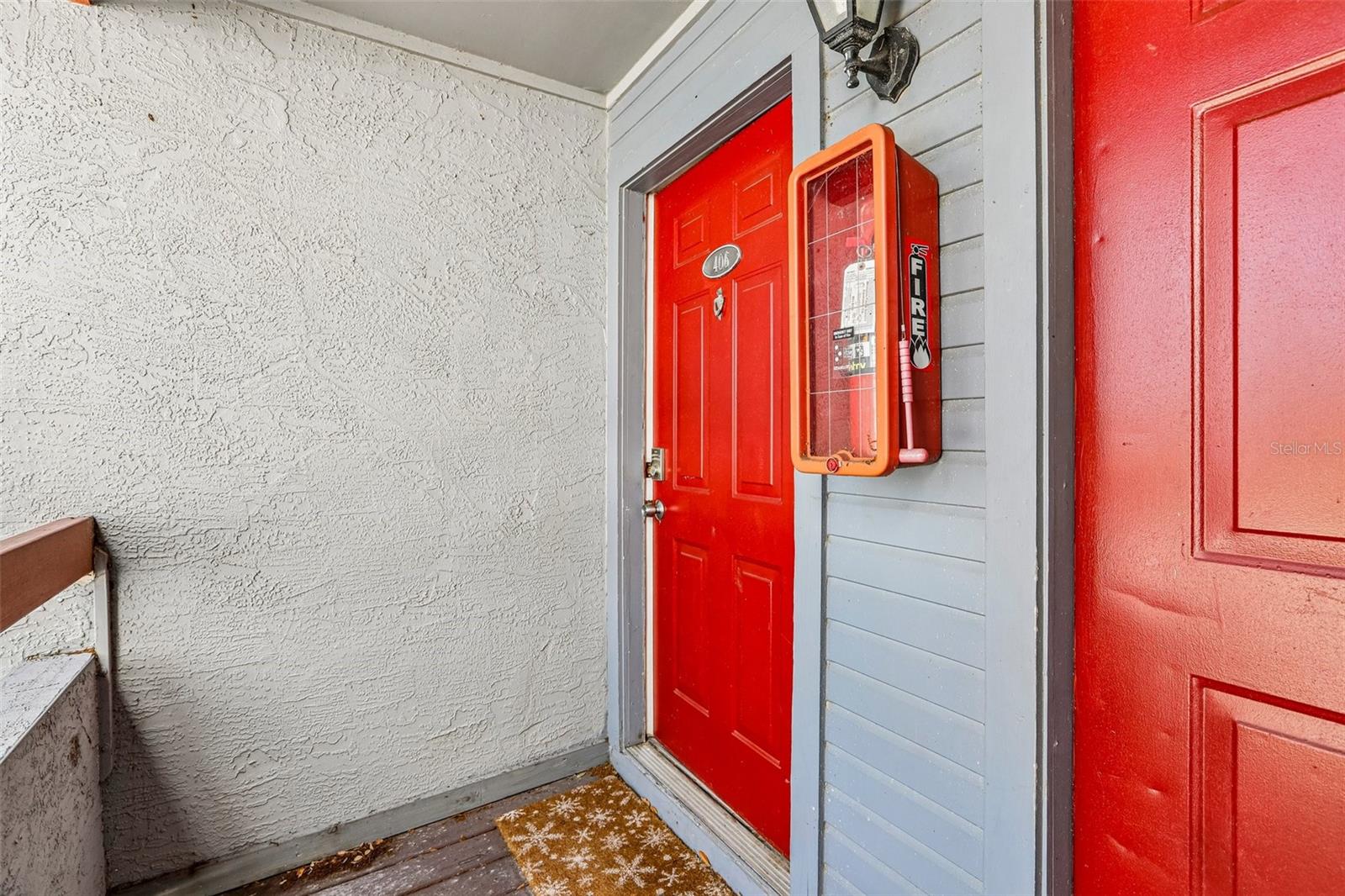 10263 Gandy Blvd N #406 Property Photo 2