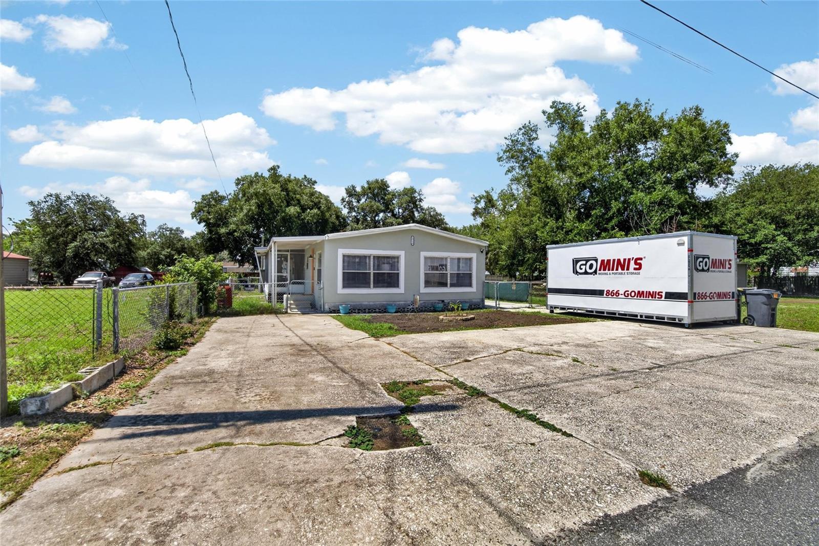 2715 Eaton Ave Property Photo 16