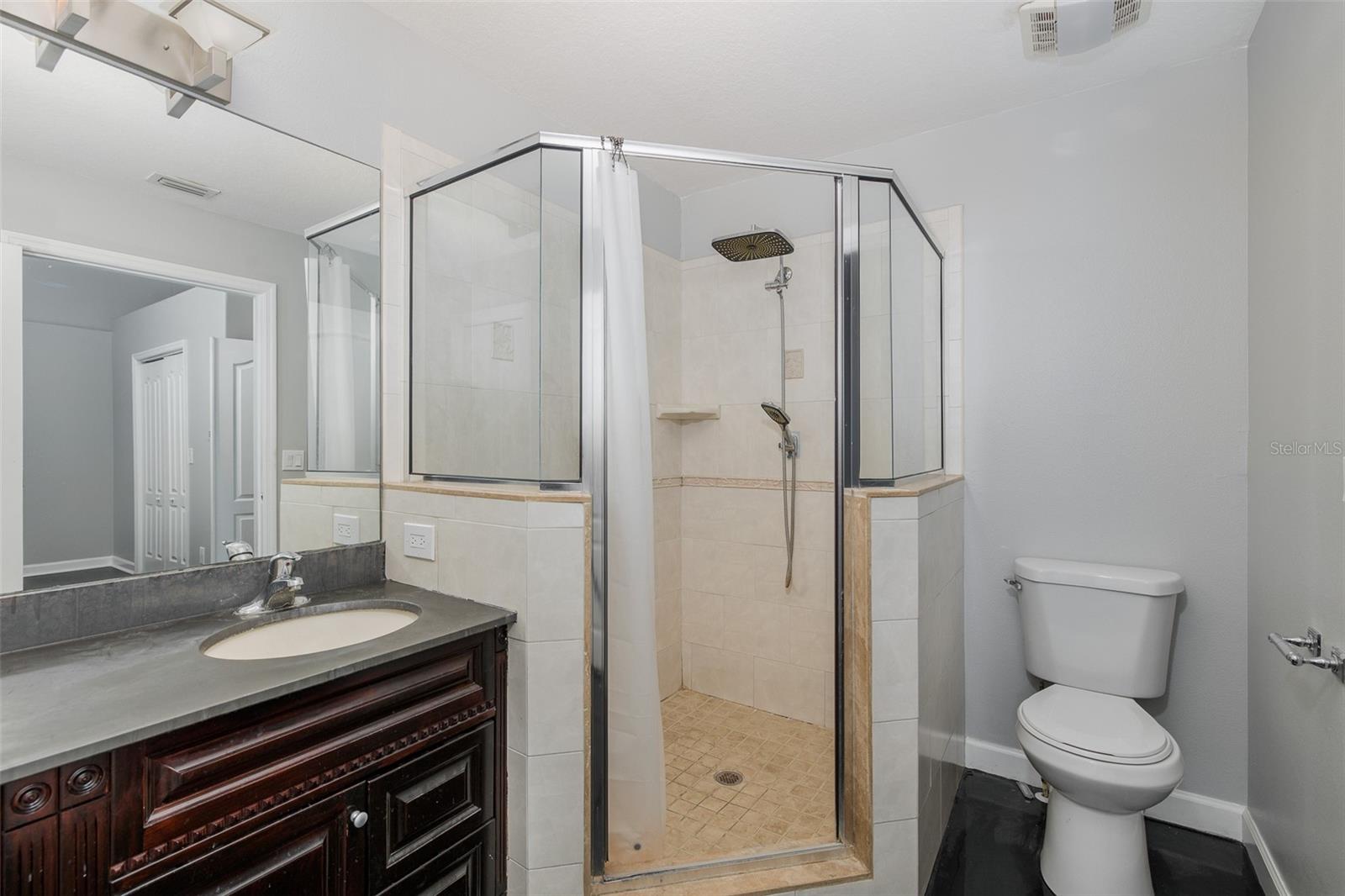 2989 Estancia Pl Property Photo 27