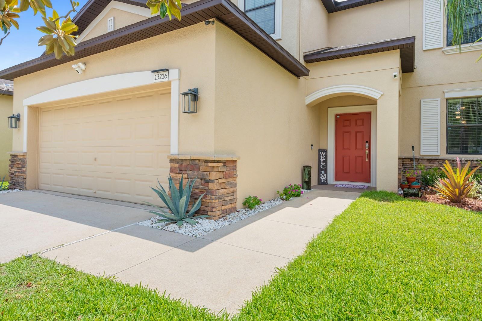 13216 Wellington Hills Dr Property Photo 4