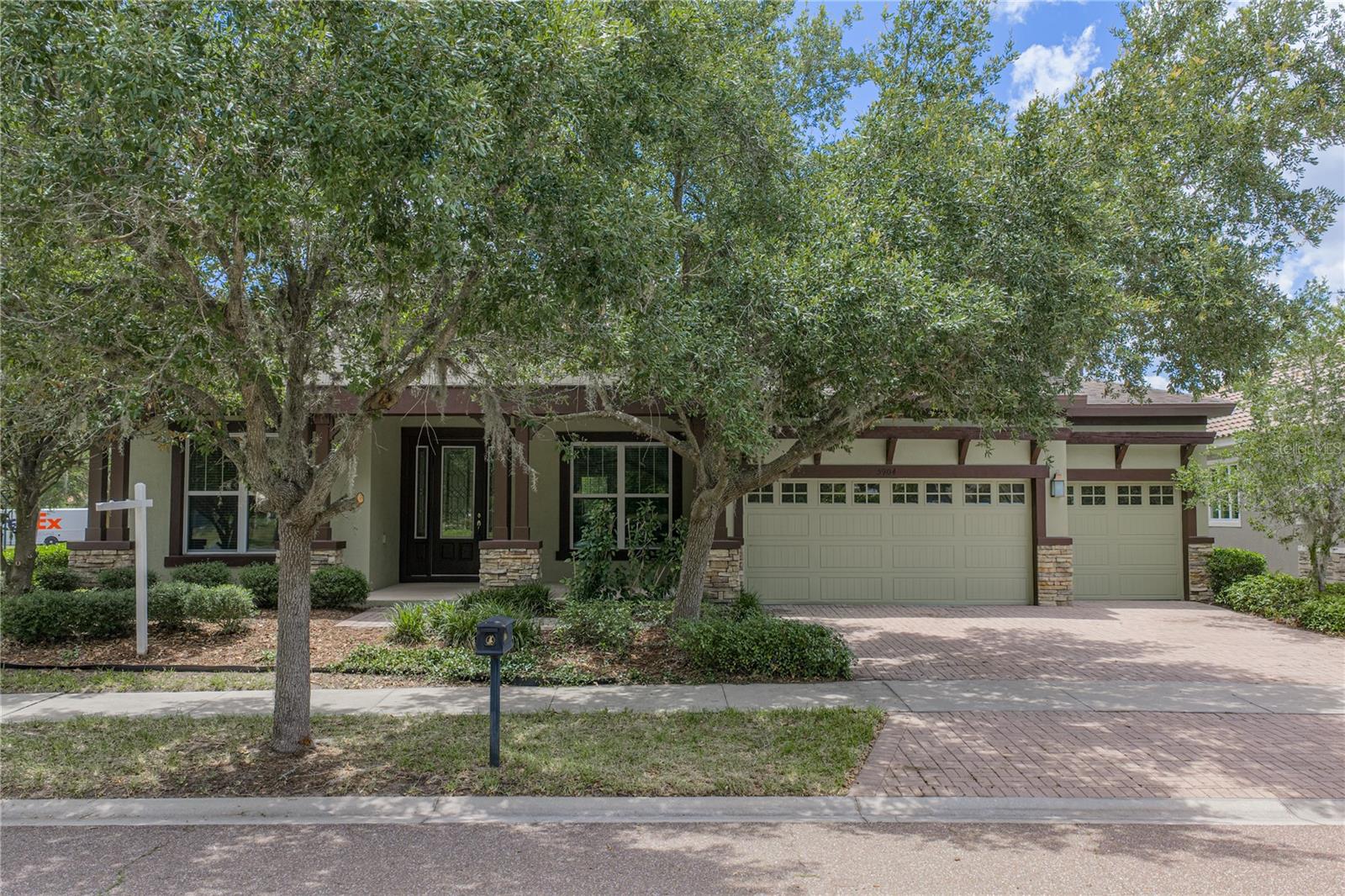 5904 Shell Ridge Dr Property Photo 3