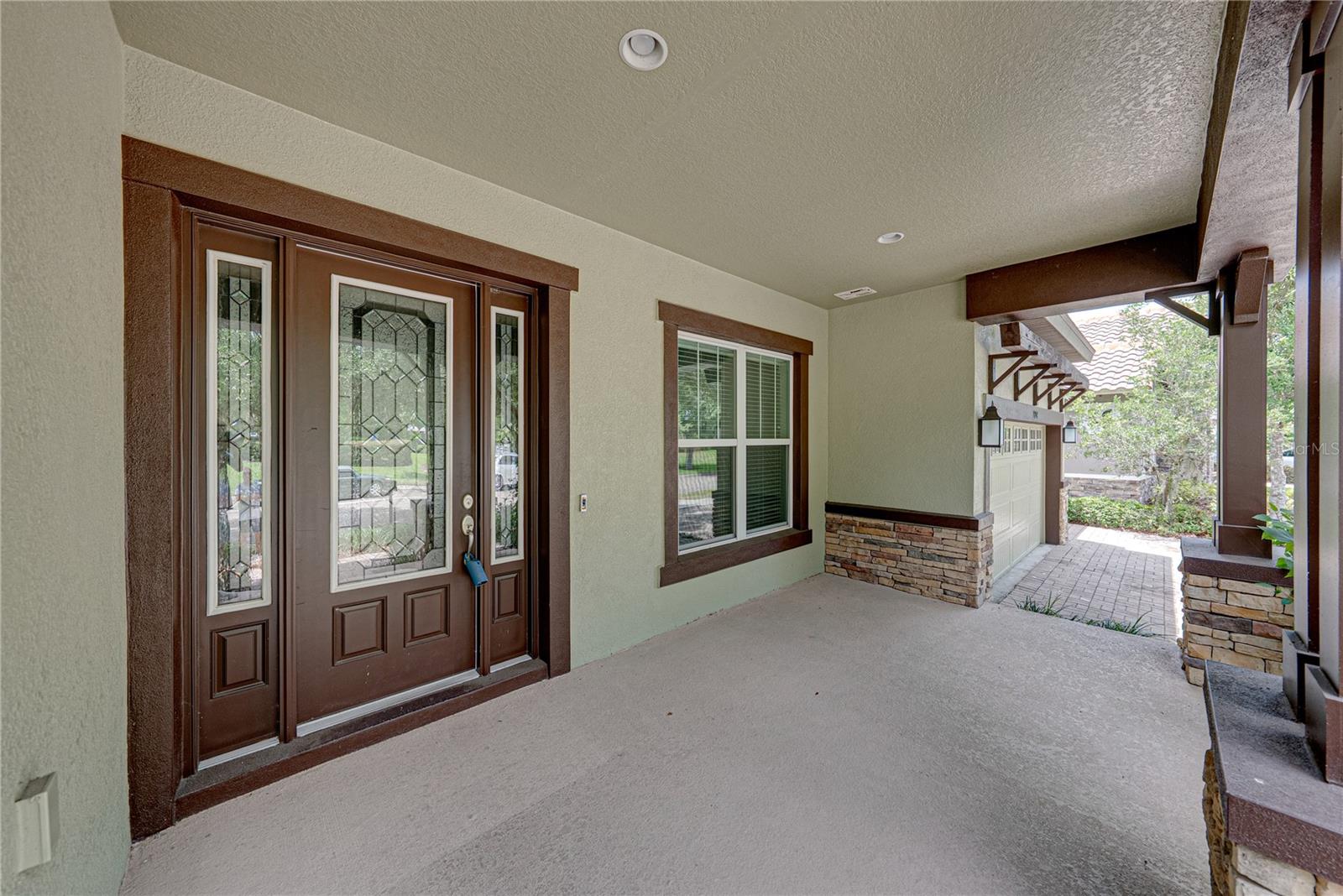 5904 Shell Ridge Dr Property Photo 8