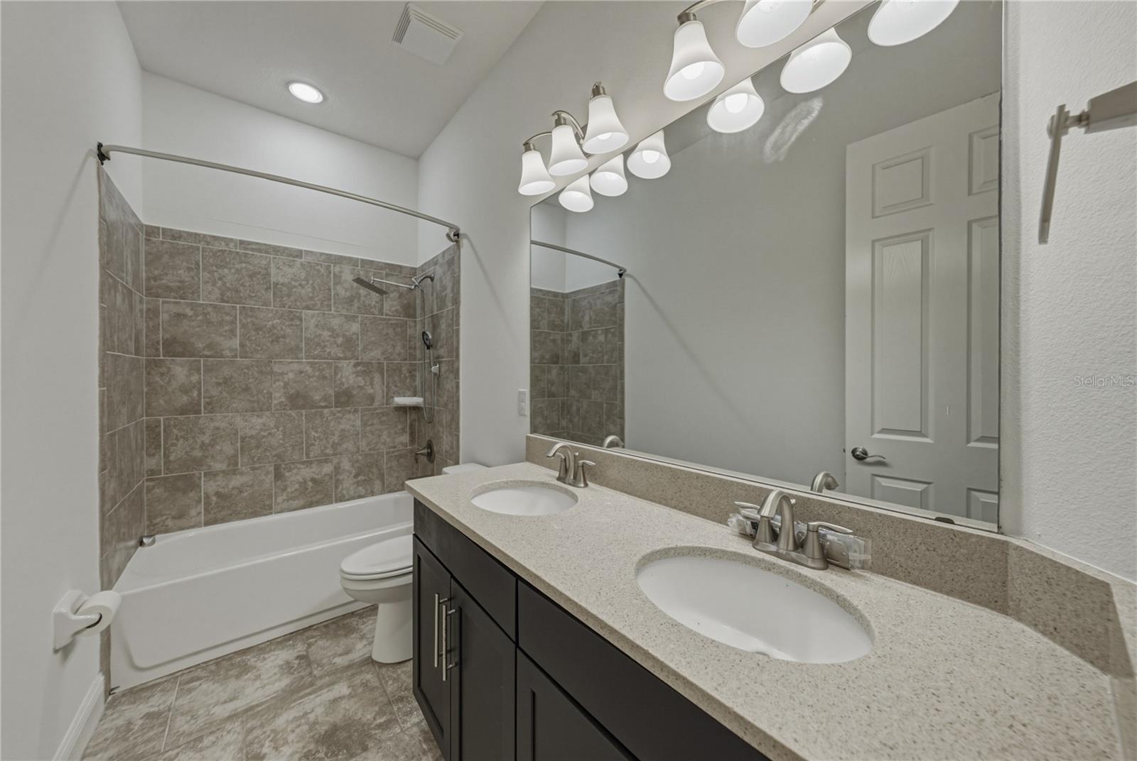 5904 Shell Ridge Dr Property Photo 27