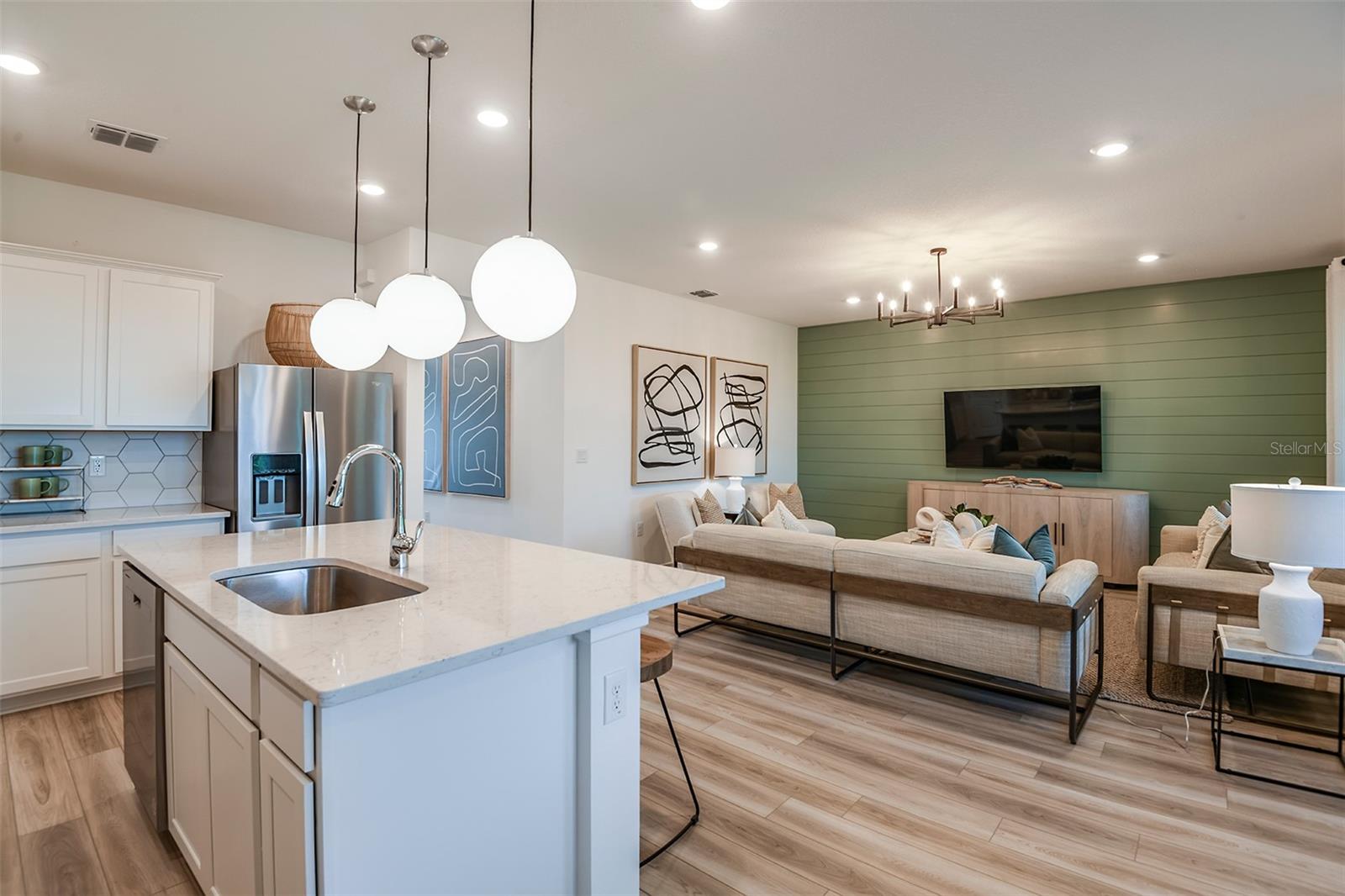 14858 Sunlit Cir Property Photo 6
