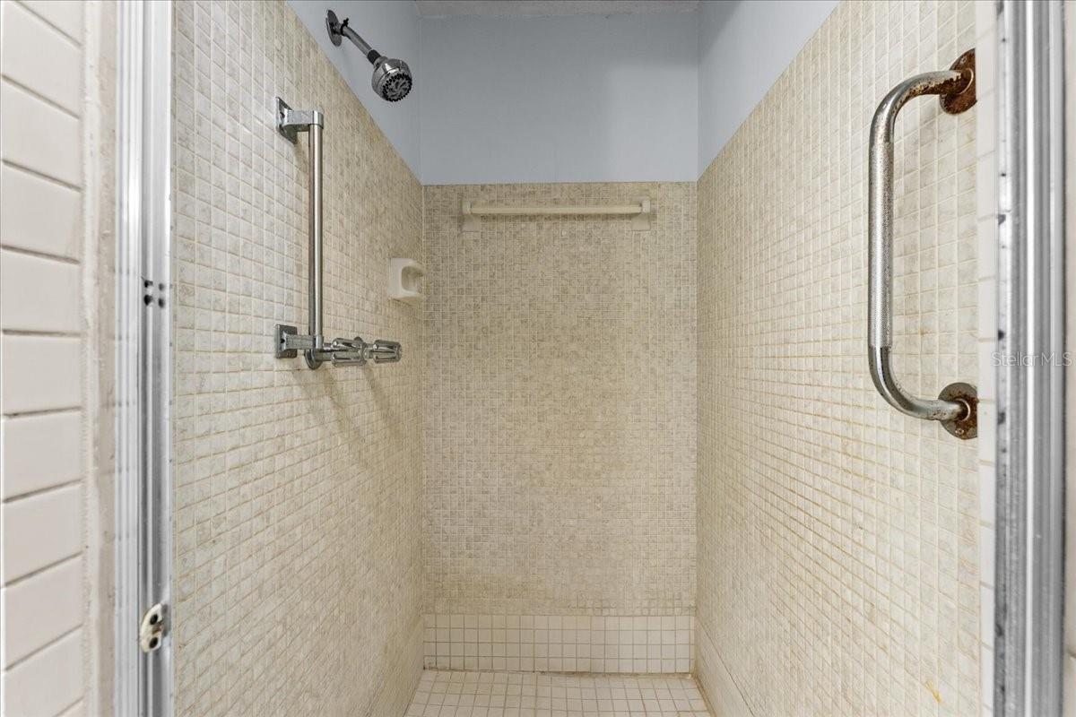 5357 81st St N #18 Property Photo 26