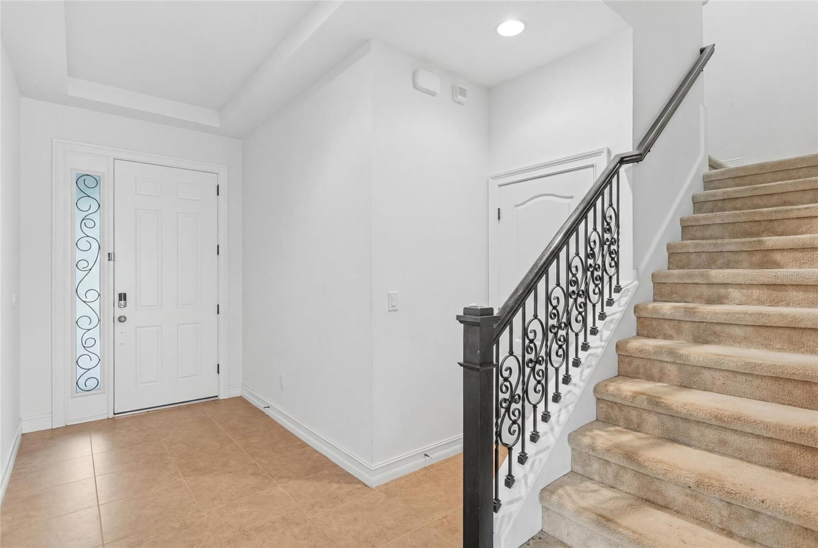 7013 Artesian Ct Property Photo 6