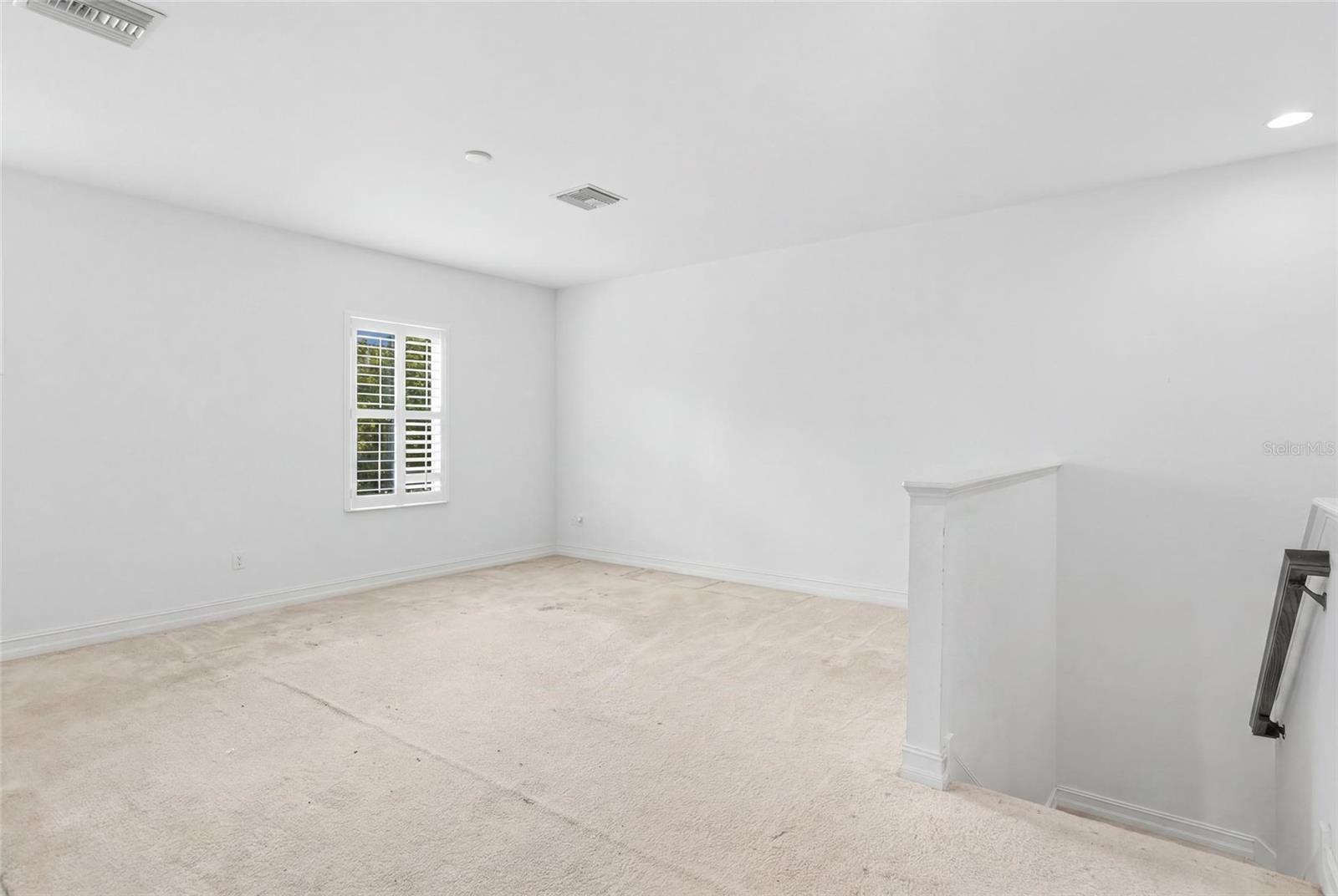7013 Artesian Ct Property Photo 20