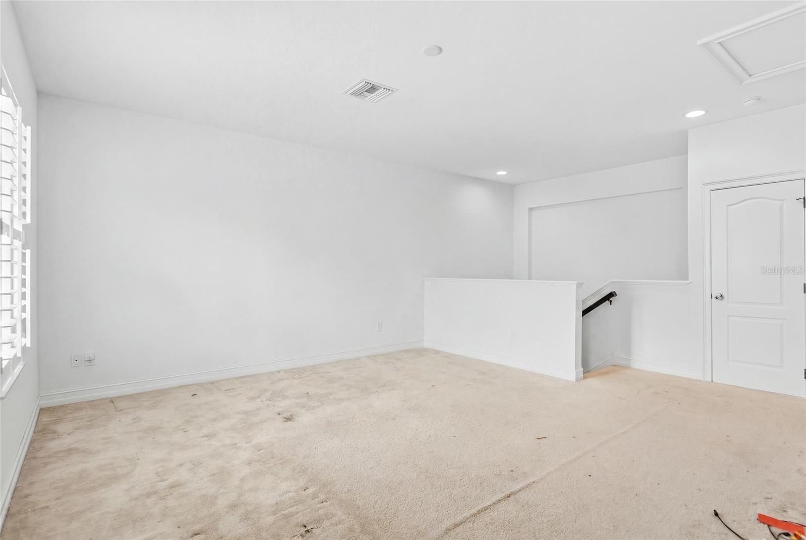7013 Artesian Ct Property Photo 21
