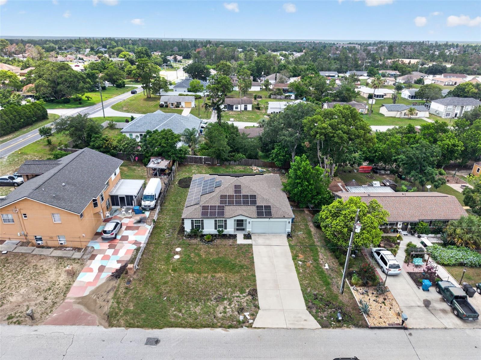 6479 Grapewood Rd Property Photo 4