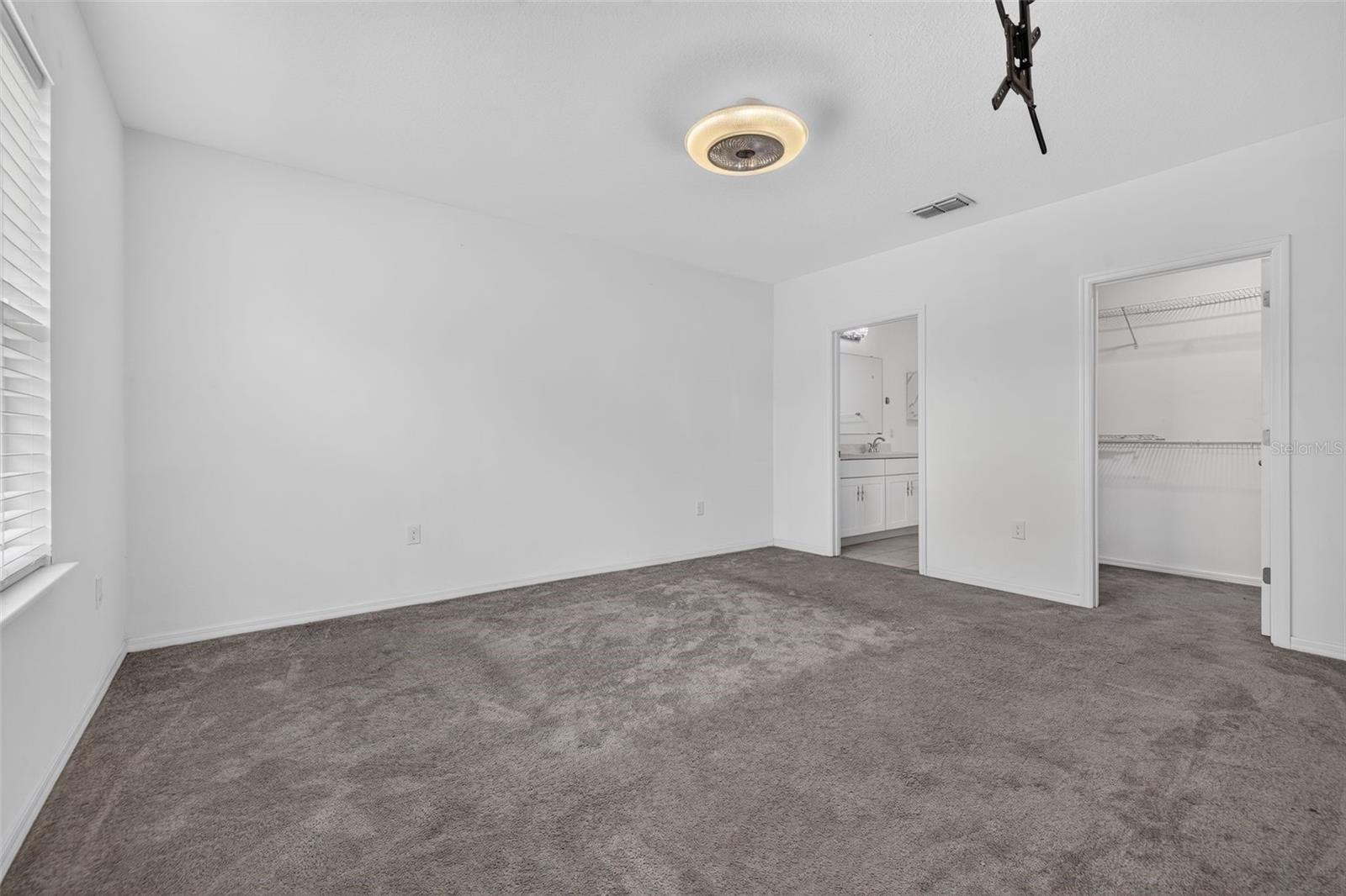 6479 Grapewood Rd Property Photo 22