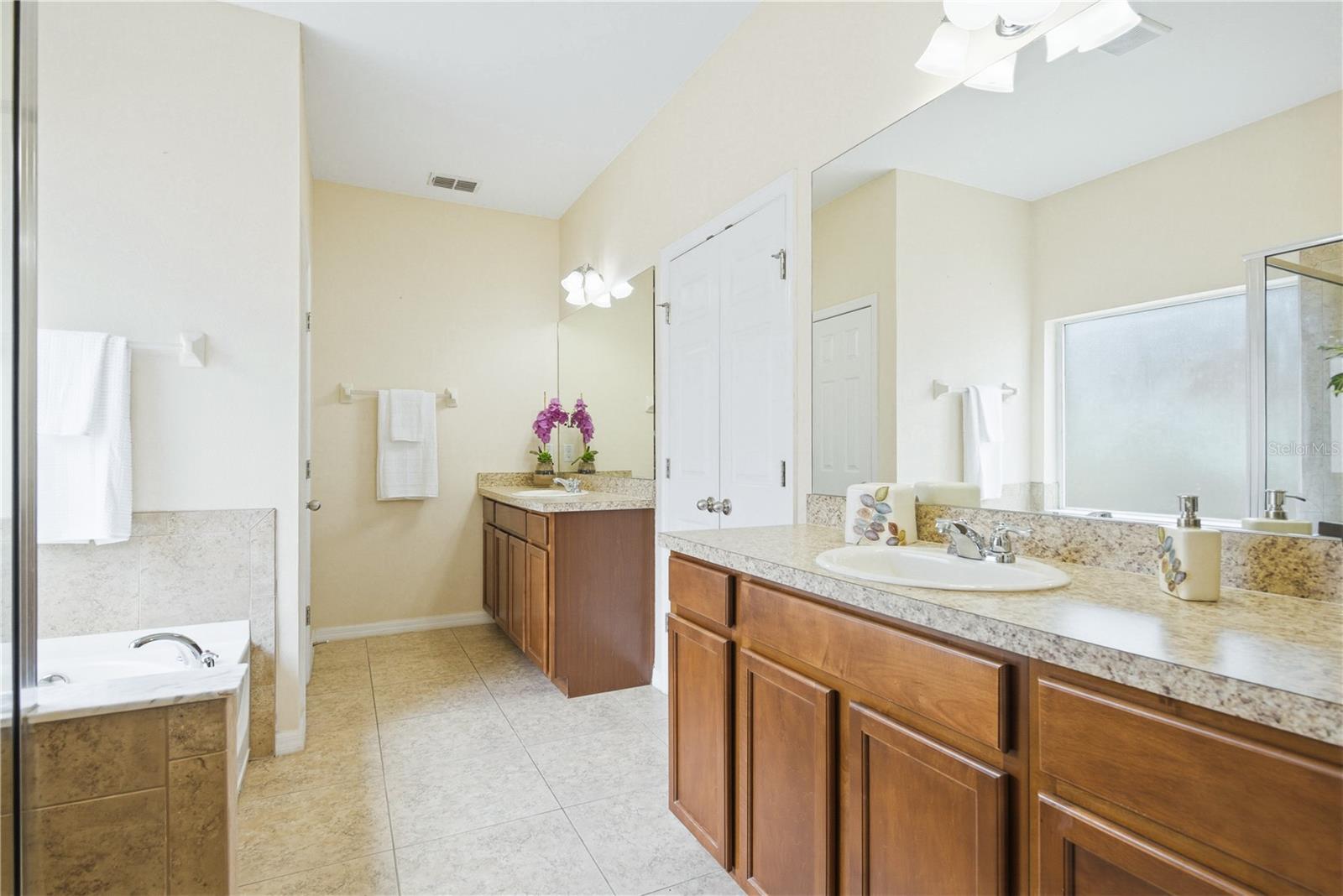 2211 Barracuda Ct Property Photo 15
