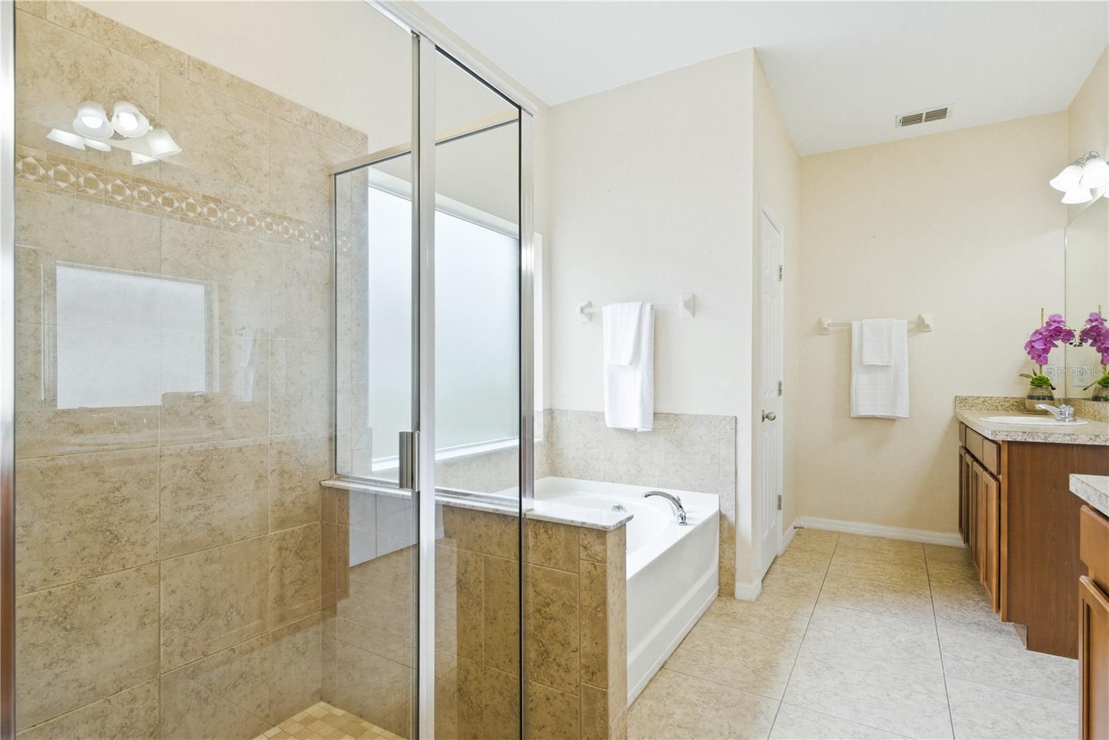 2211 Barracuda Ct Property Photo 16
