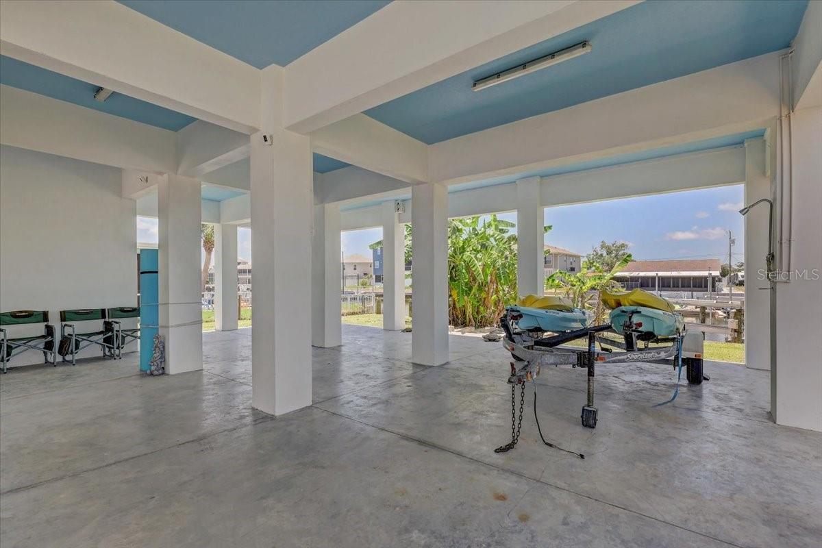 4389 5th Isle Dr Property Photo 54