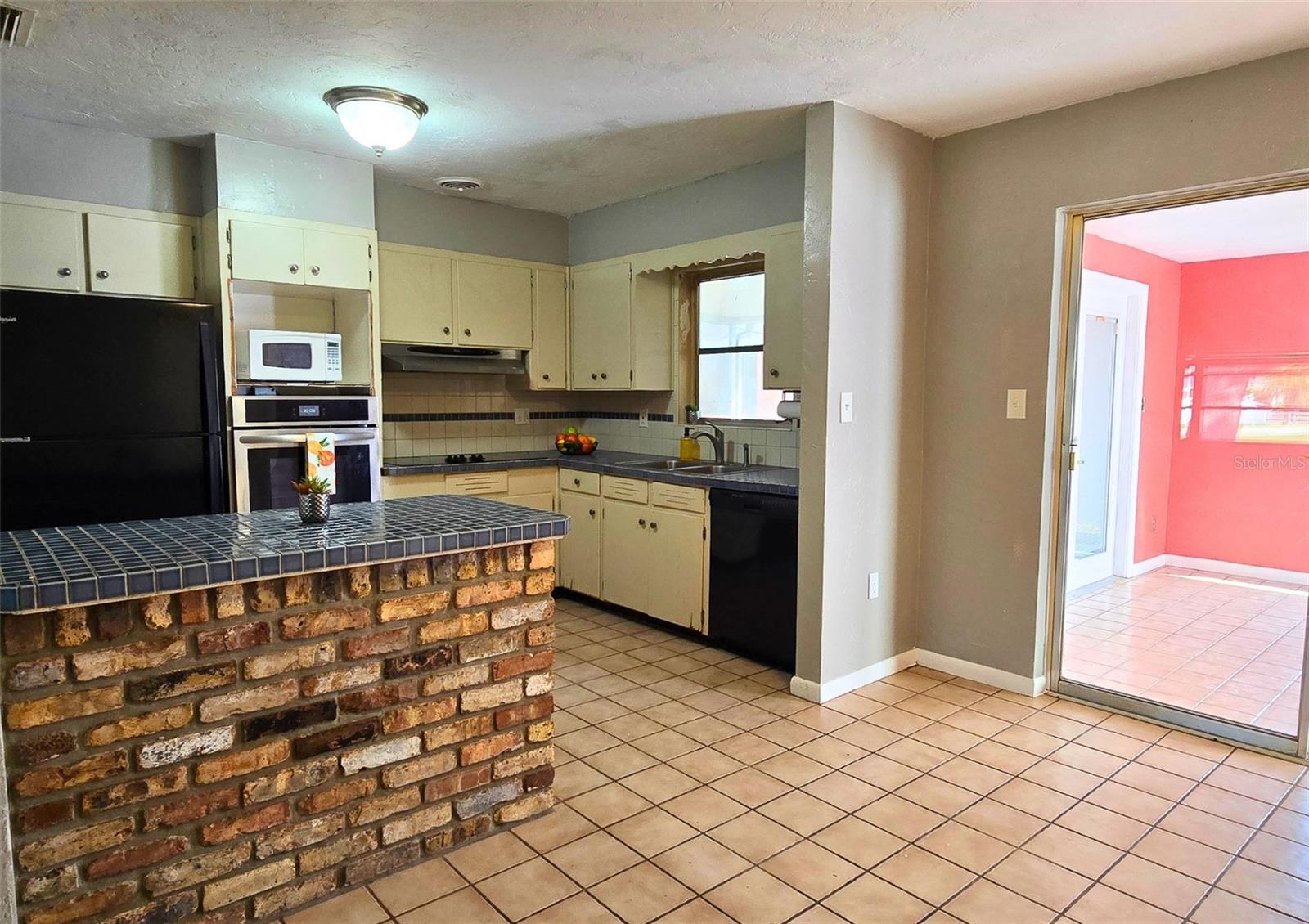 10833 111th Pl N Property Photo 10