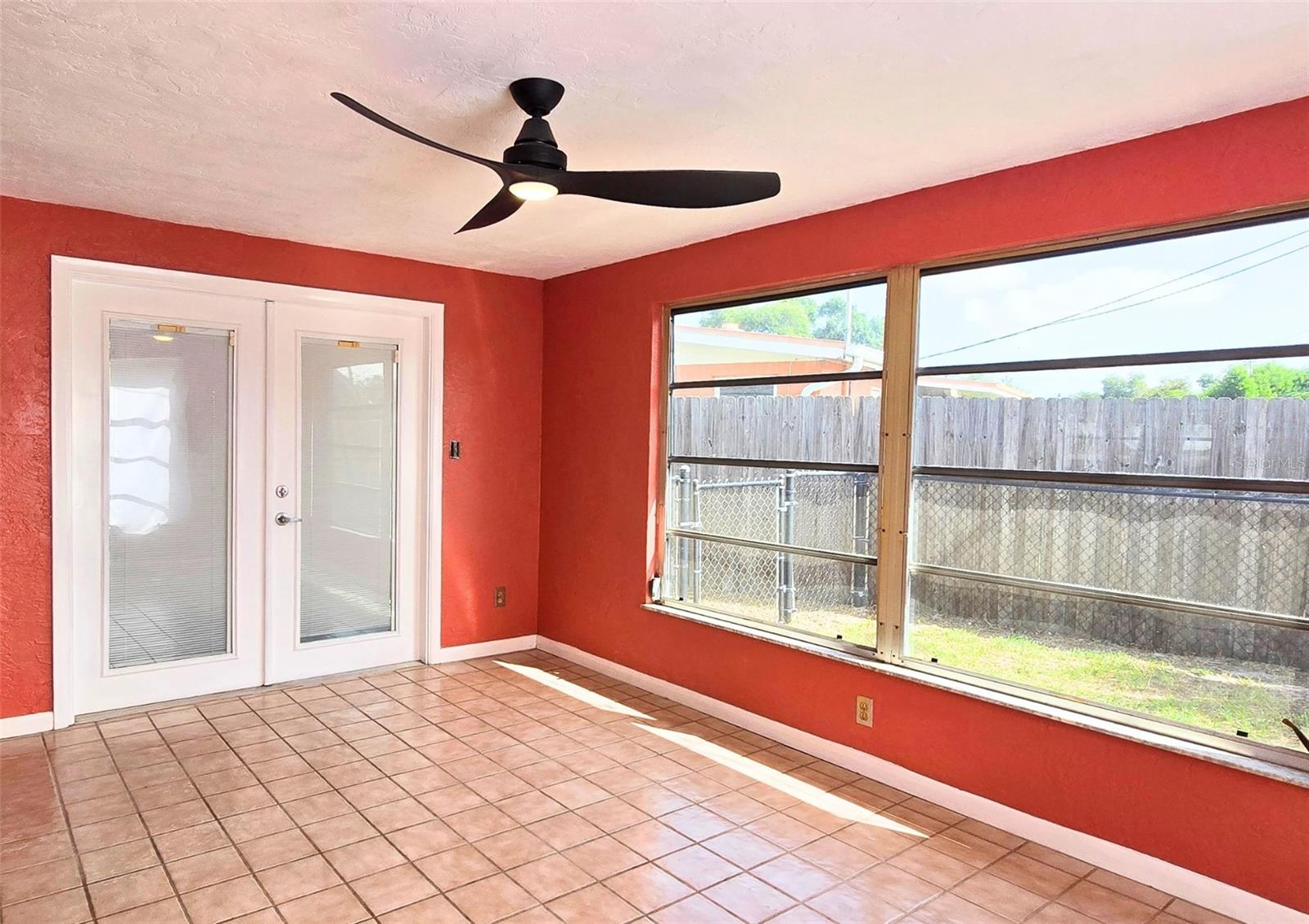 10833 111th Pl N Property Photo 16