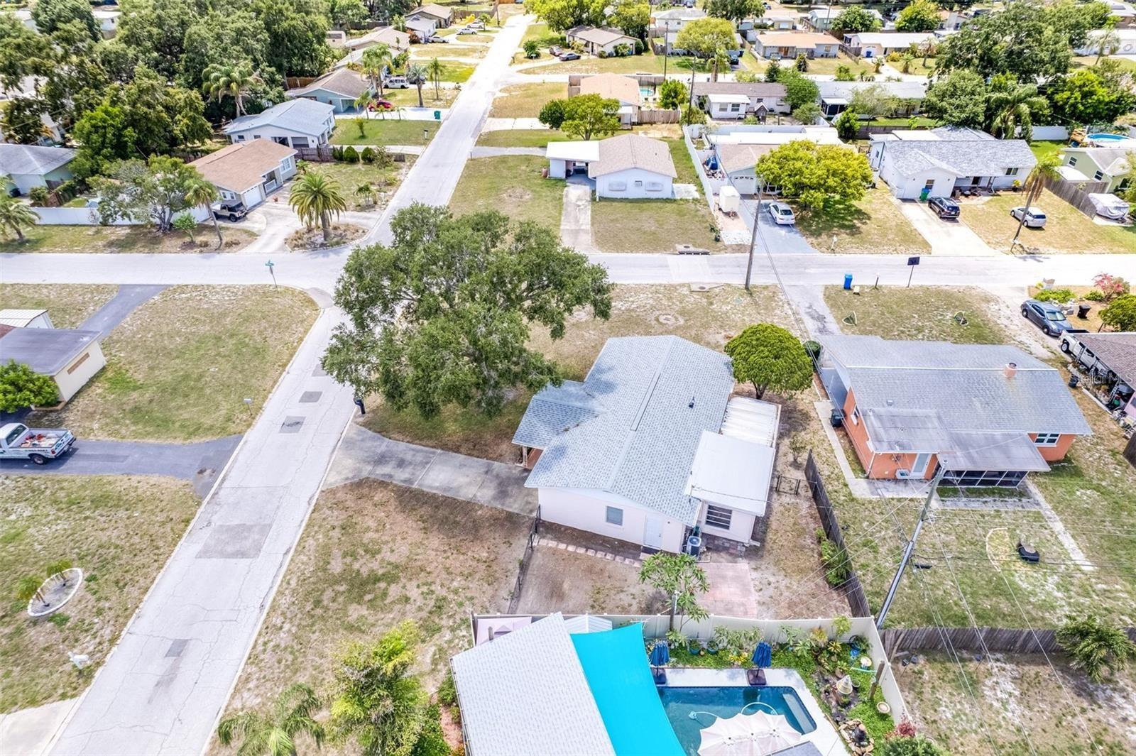10833 111th Pl N Property Photo 25