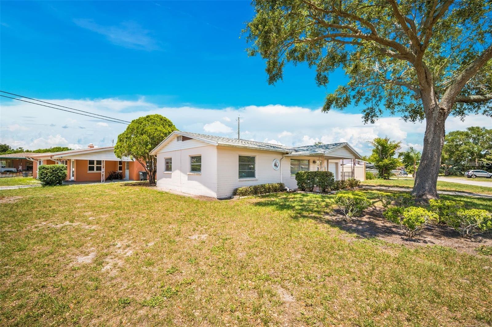 10833 111th Pl N Property Photo 34
