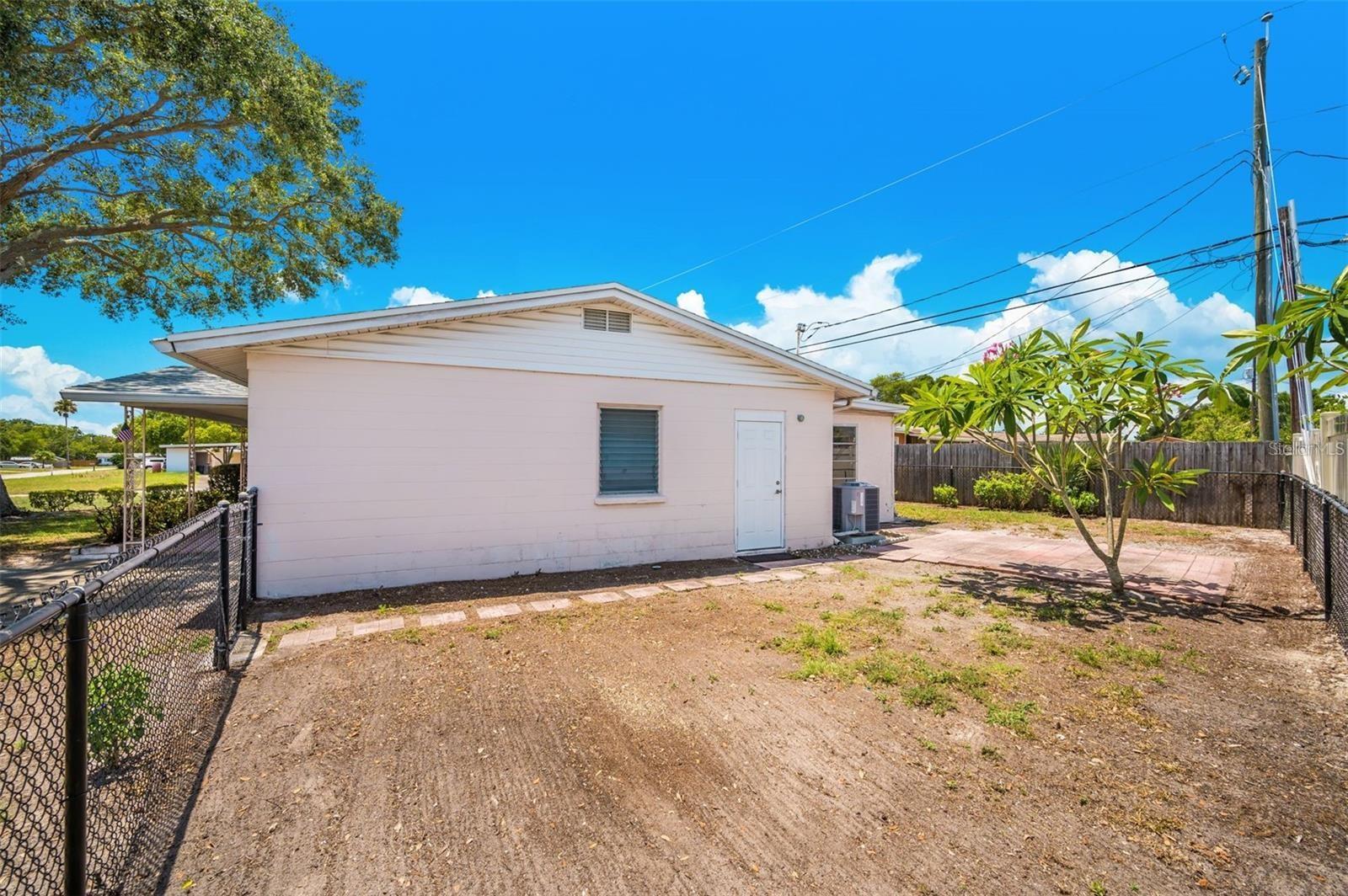 10833 111th Pl N Property Photo 40