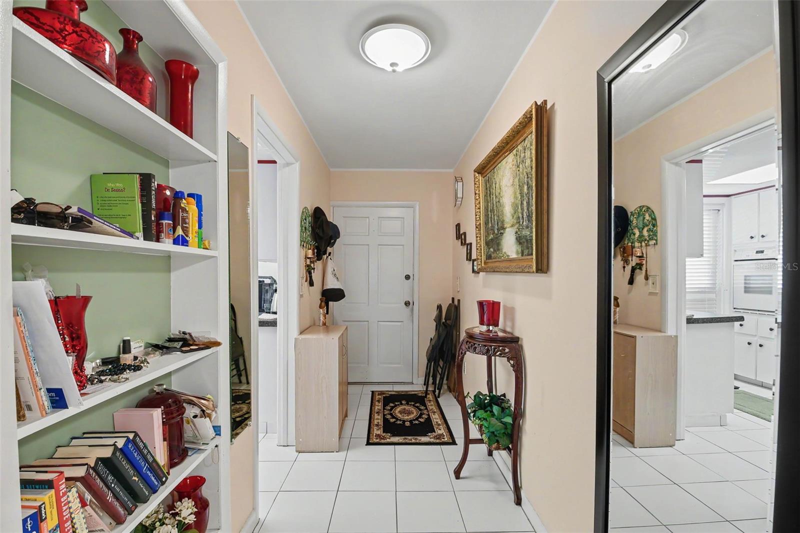 100 Glennes Ln #204 Property Photo 5