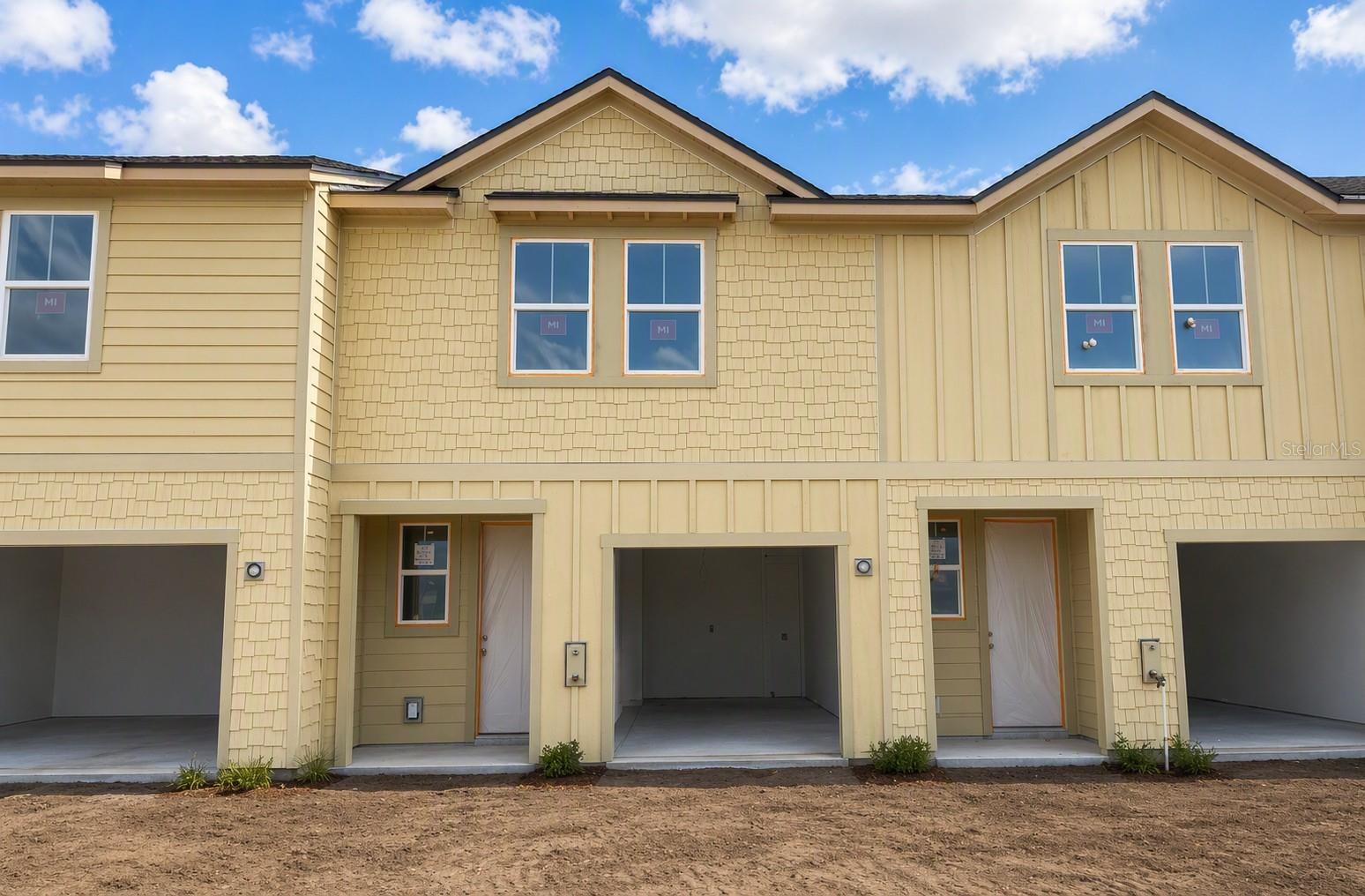 7538 Deer Valley Circle Property Photo 3