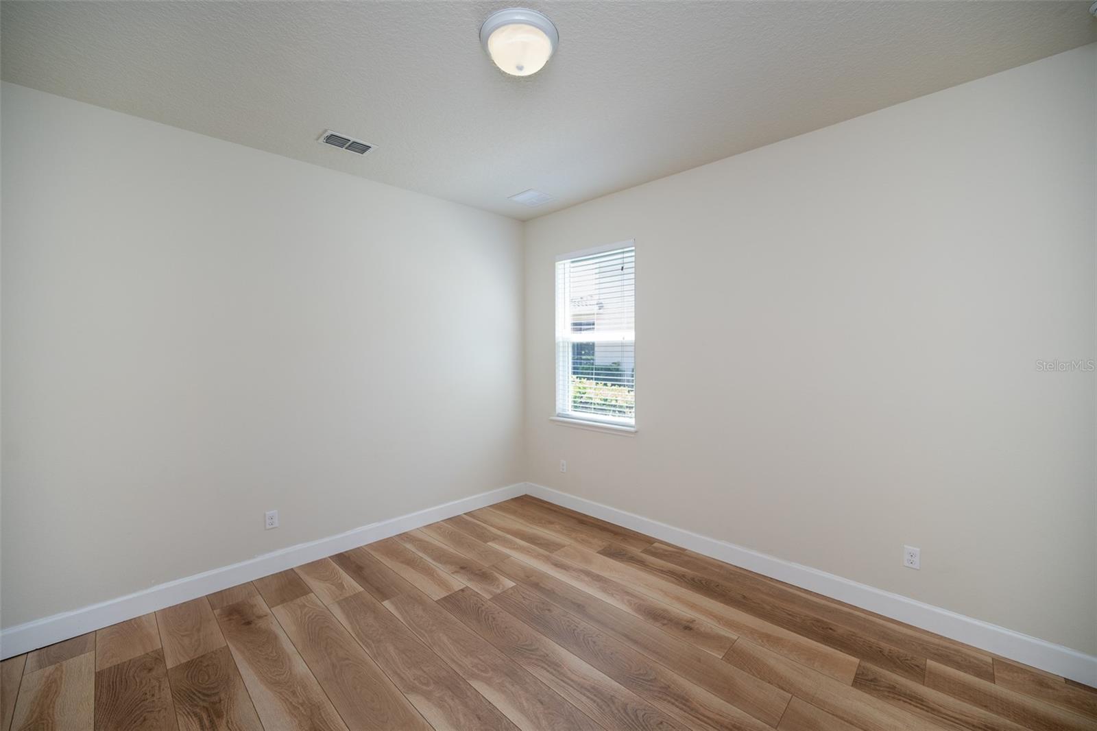 12077 Uleta Ln Property Photo 6