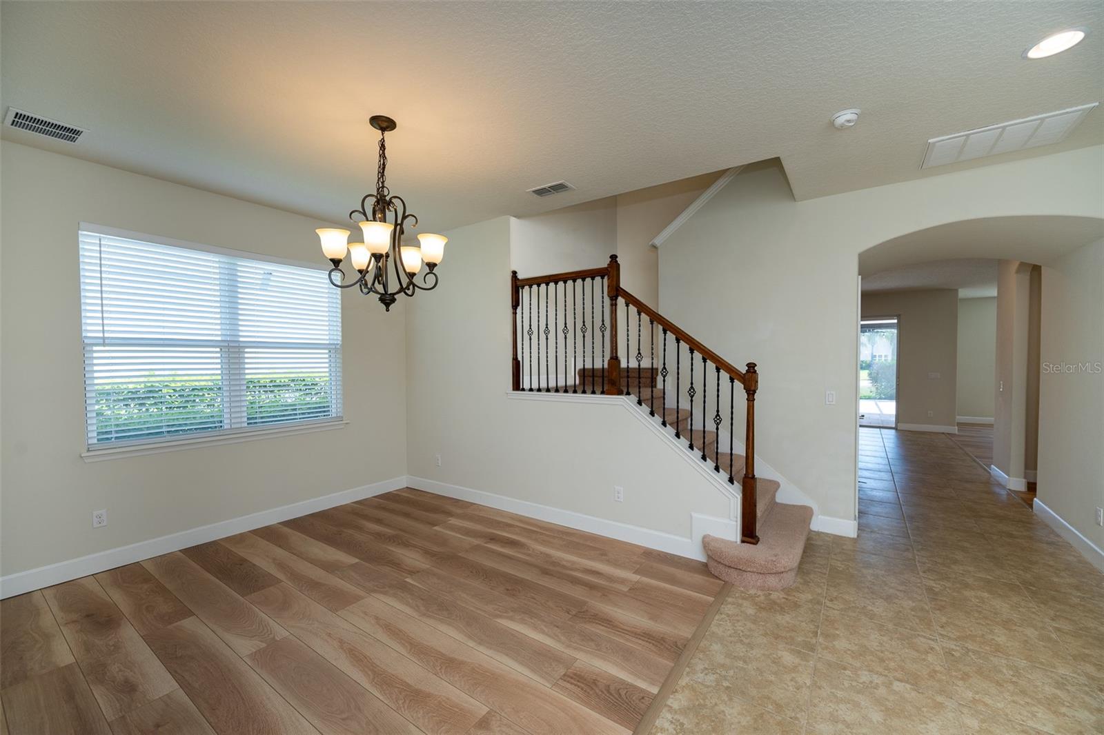 12077 Uleta Ln Property Photo 9