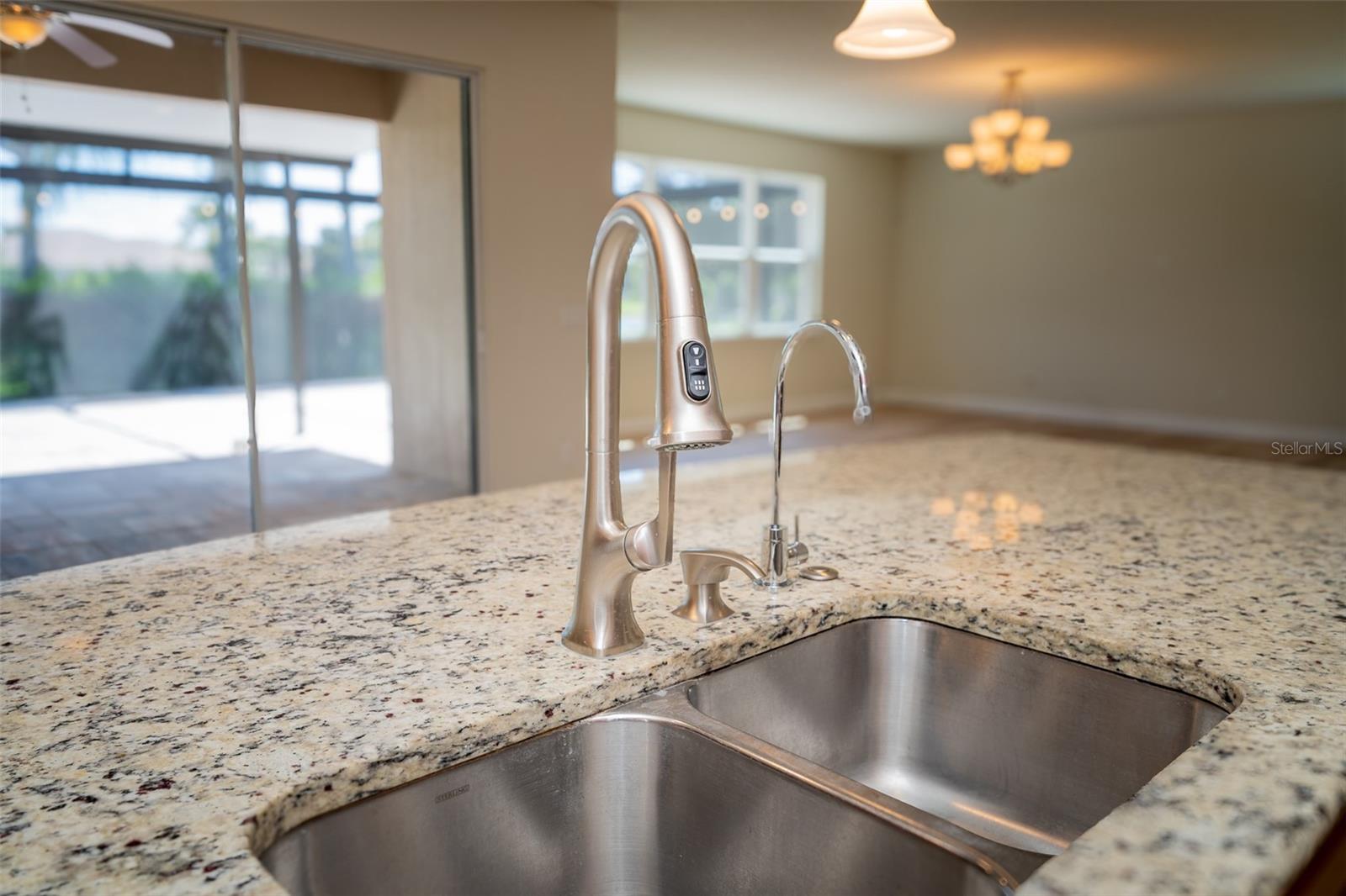 12077 Uleta Ln Property Photo 16