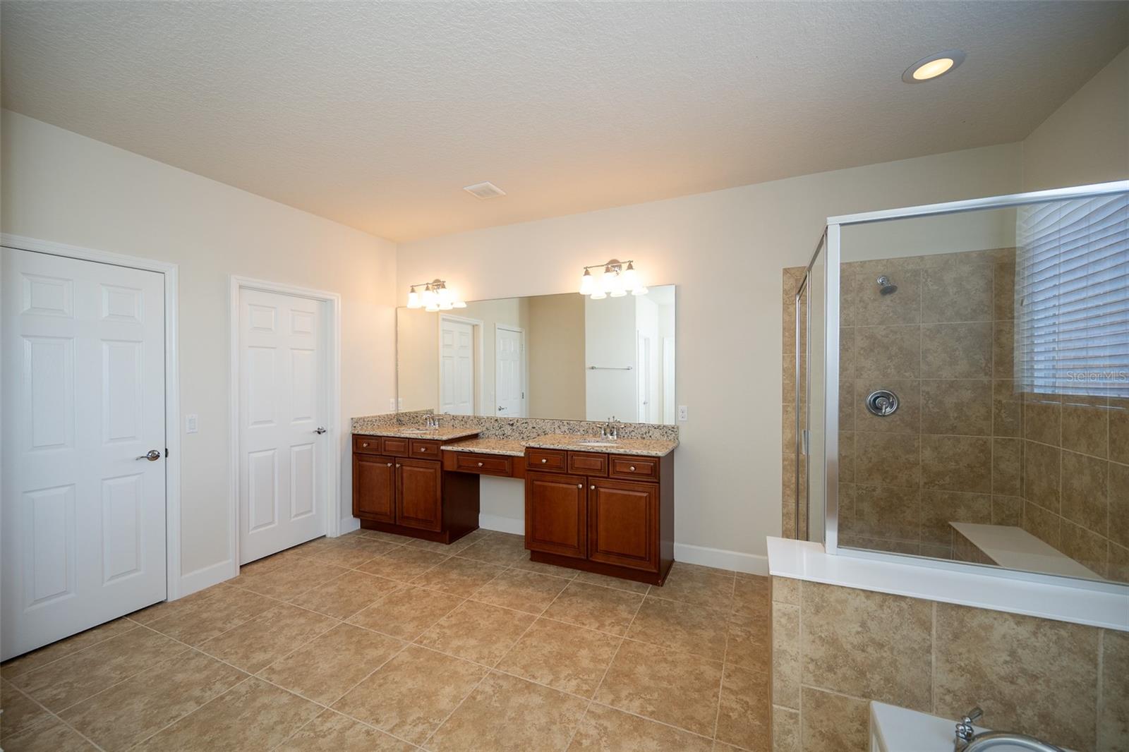 12077 Uleta Ln Property Photo 29