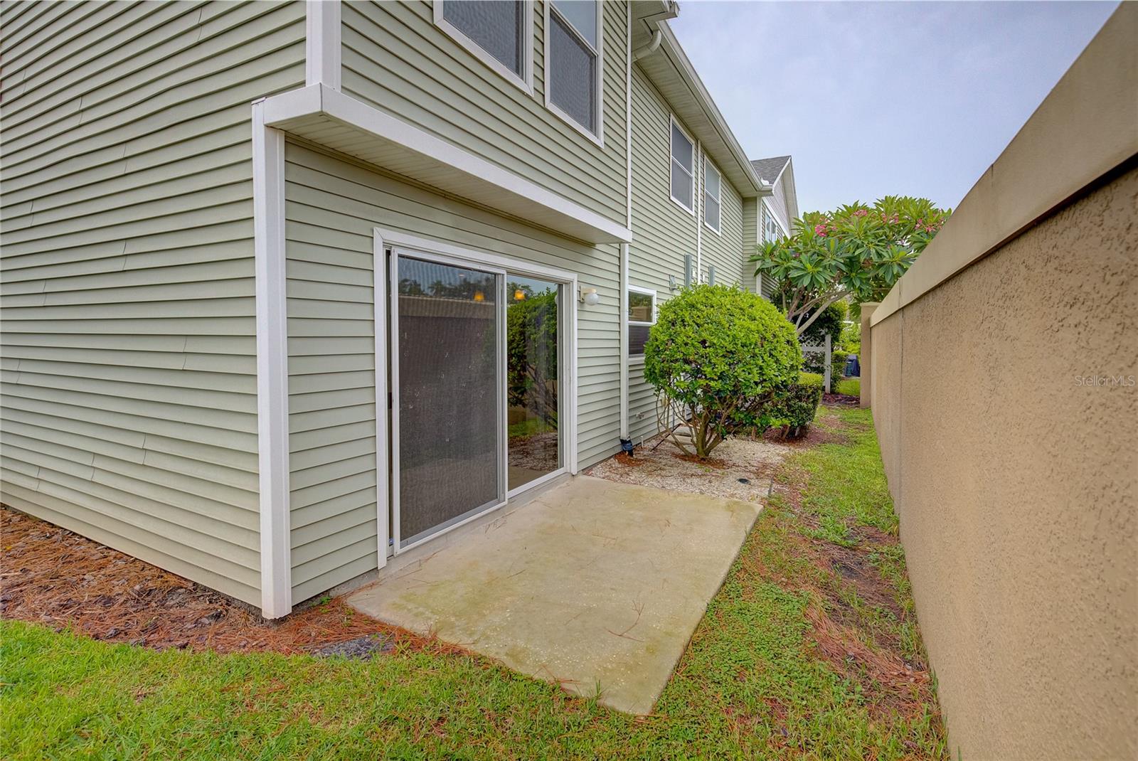 13298 Thoroughbred Loop Property Photo 3