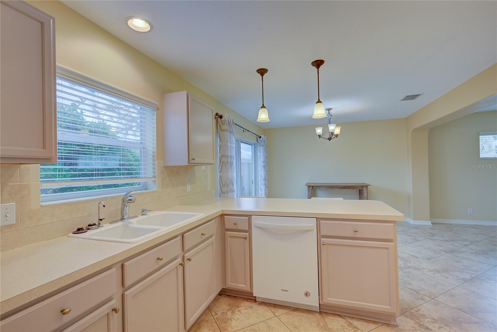 13298 Thoroughbred Loop Property Photo 7