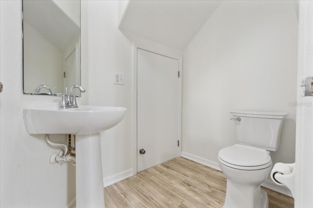 37554 Daliha Ter Property Photo 19