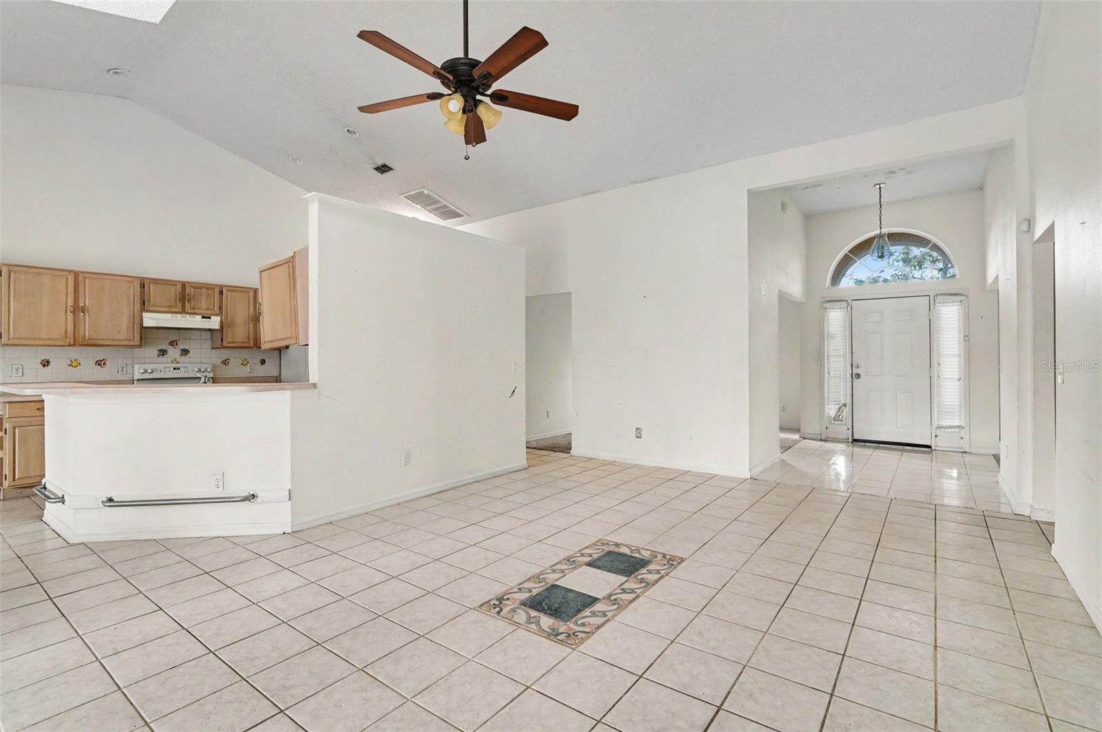 4716 Spaniel St Property Photo 6